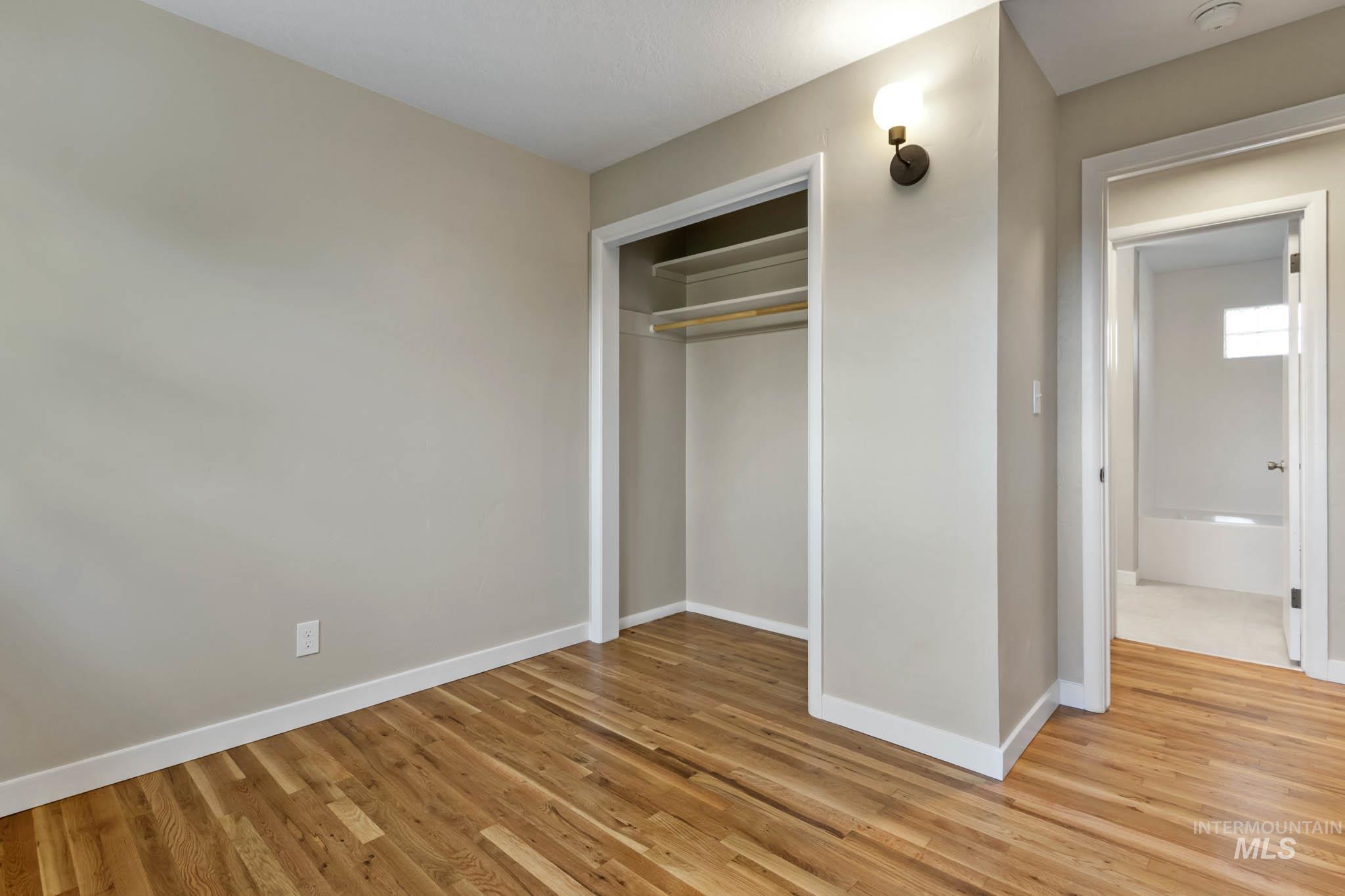 1905 W Bedford, Boise, Idaho 83705, 3 Bedrooms, 2 Bathrooms, Residential For Sale, Price $514,900, 99001427