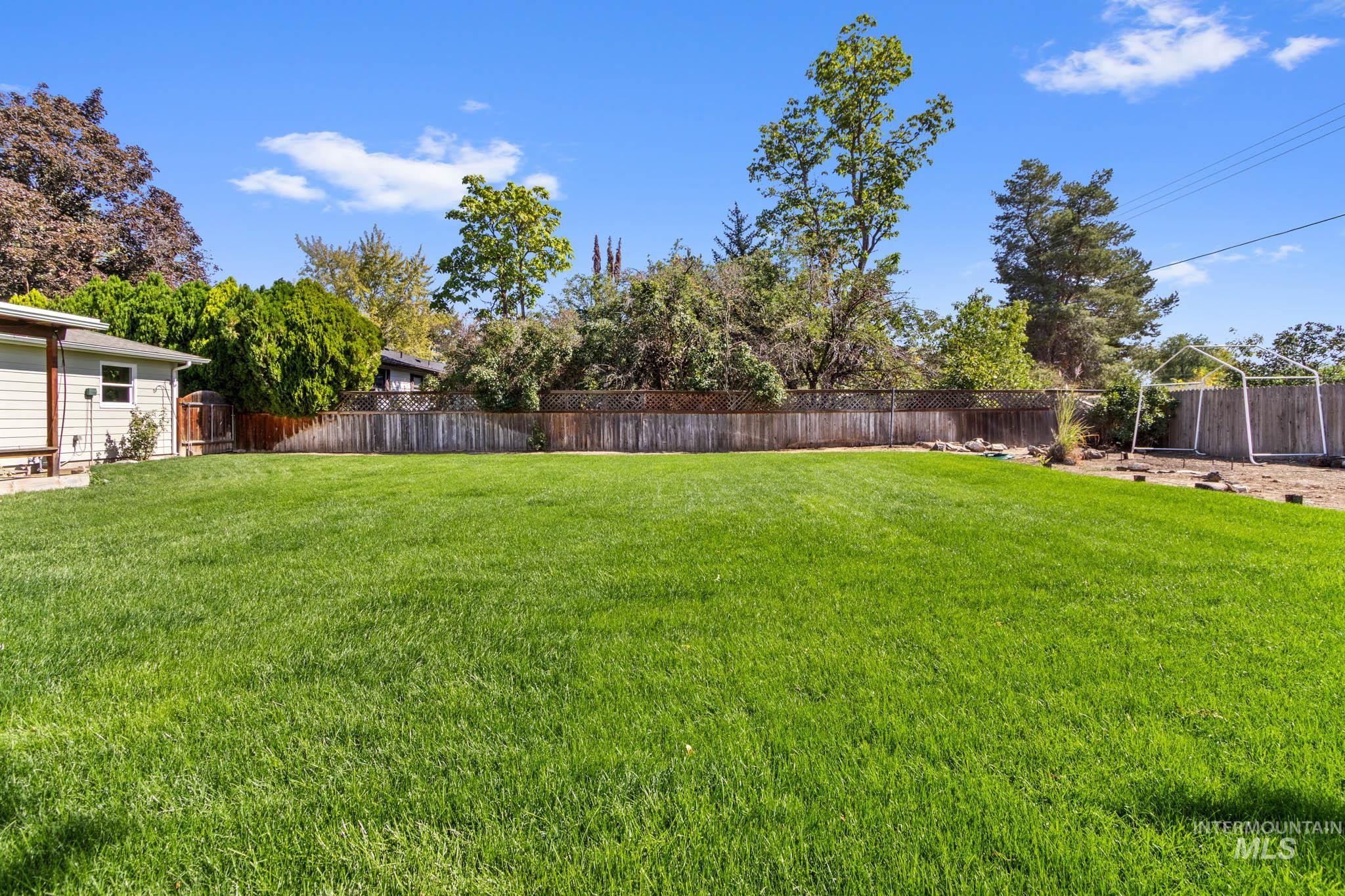 1905 W Bedford, Boise, Idaho 83705, 3 Bedrooms, 2 Bathrooms, Residential For Sale, Price $514,900, 99001427