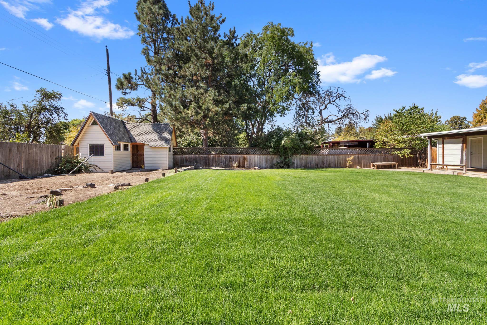 1905 W Bedford, Boise, Idaho 83705, 3 Bedrooms, 2 Bathrooms, Residential For Sale, Price $514,900, 99001427