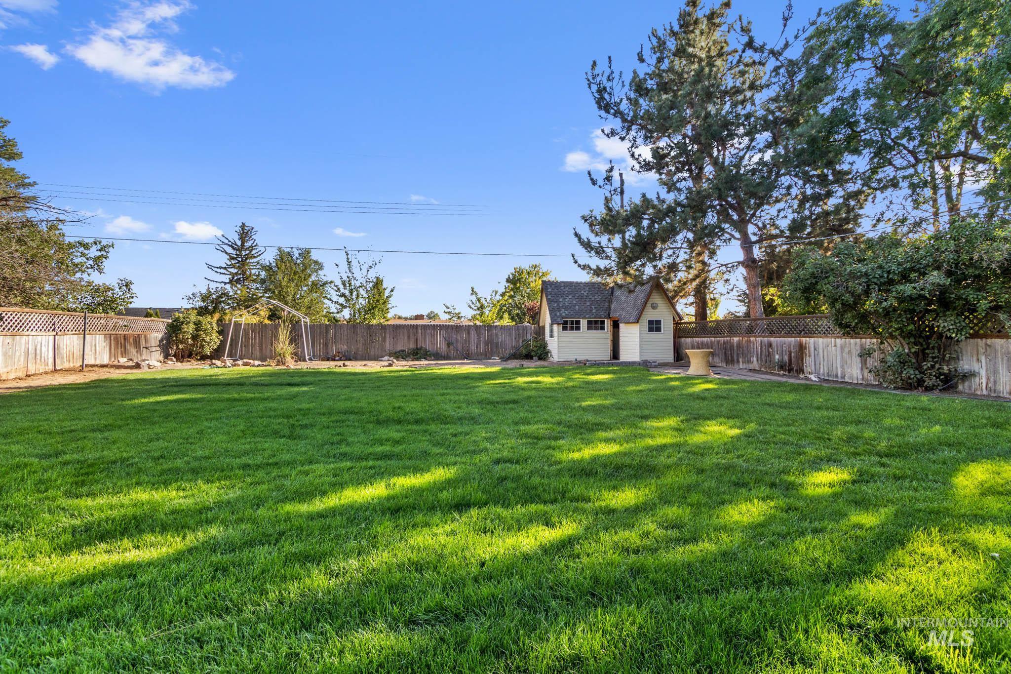1905 W Bedford, Boise, Idaho 83705, 3 Bedrooms, 2 Bathrooms, Residential For Sale, Price $514,900, 99001427