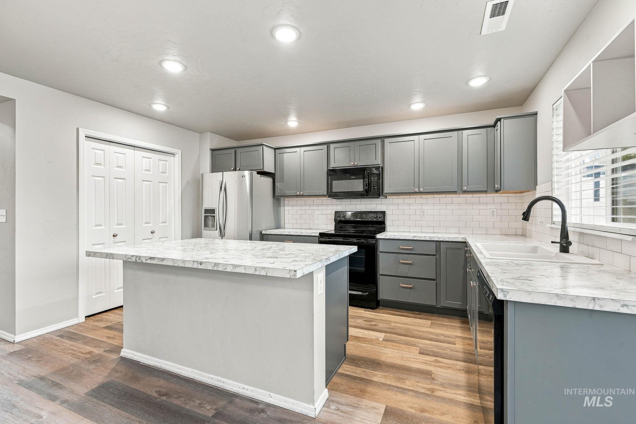 4460 S Yankees Way, Nampa, Idaho 83686, 4 Bedrooms, 2.5 Bathrooms, Residential For Sale, Price $484,900, 99001428