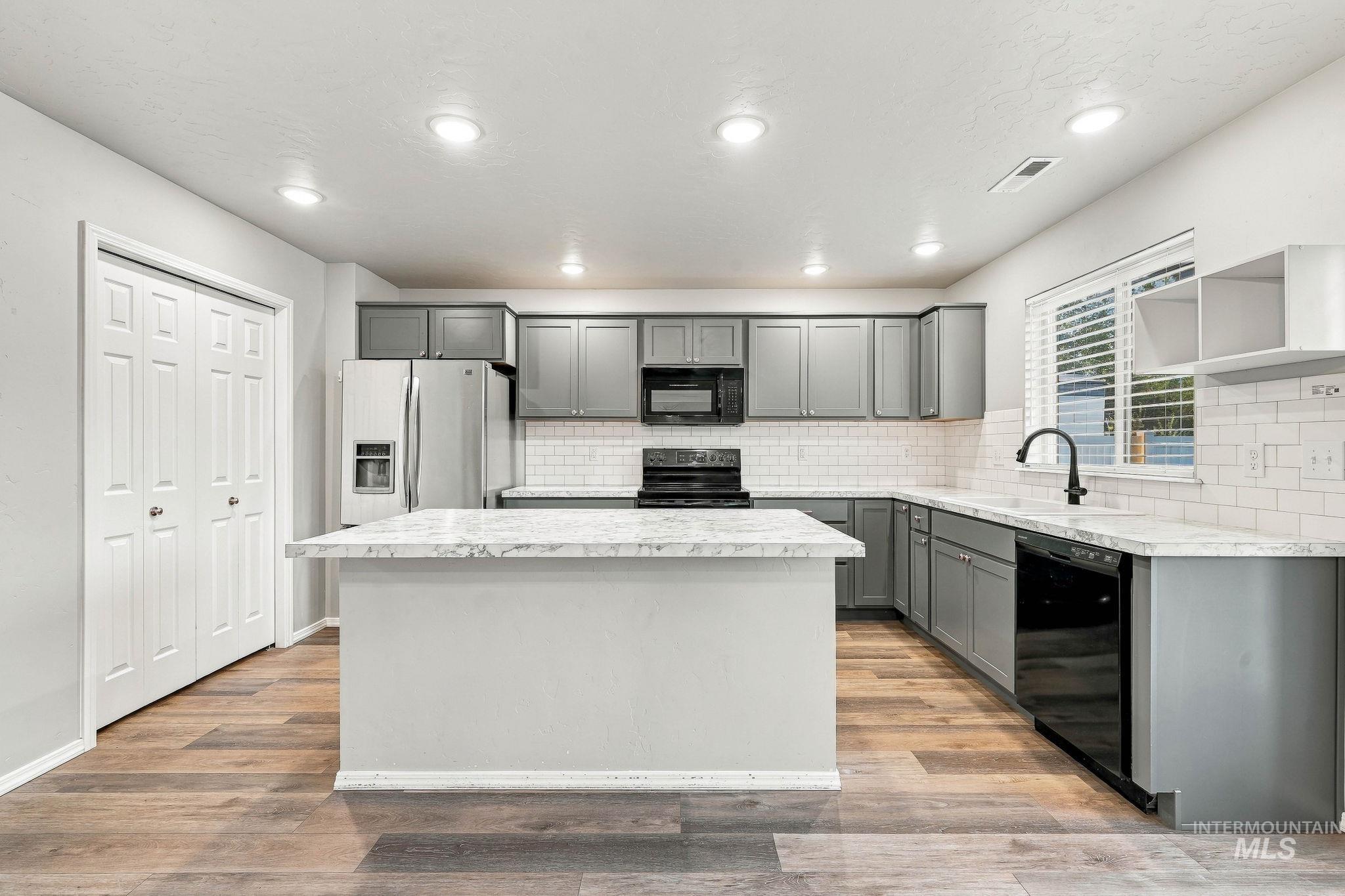 4460 S Yankees Way, Nampa, Idaho 83686, 4 Bedrooms, 2.5 Bathrooms, Residential For Sale, Price $484,900, 99001428