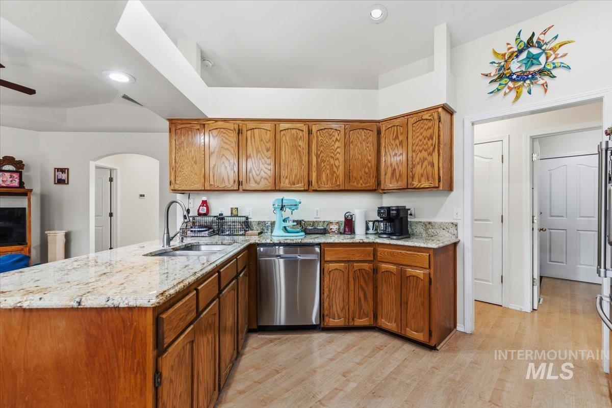 11855 W Dickens Dr, Boise, Idaho 83709, 3 Bedrooms, 2 Bathrooms, Residential For Sale, Price $445,000,MLS 99001431