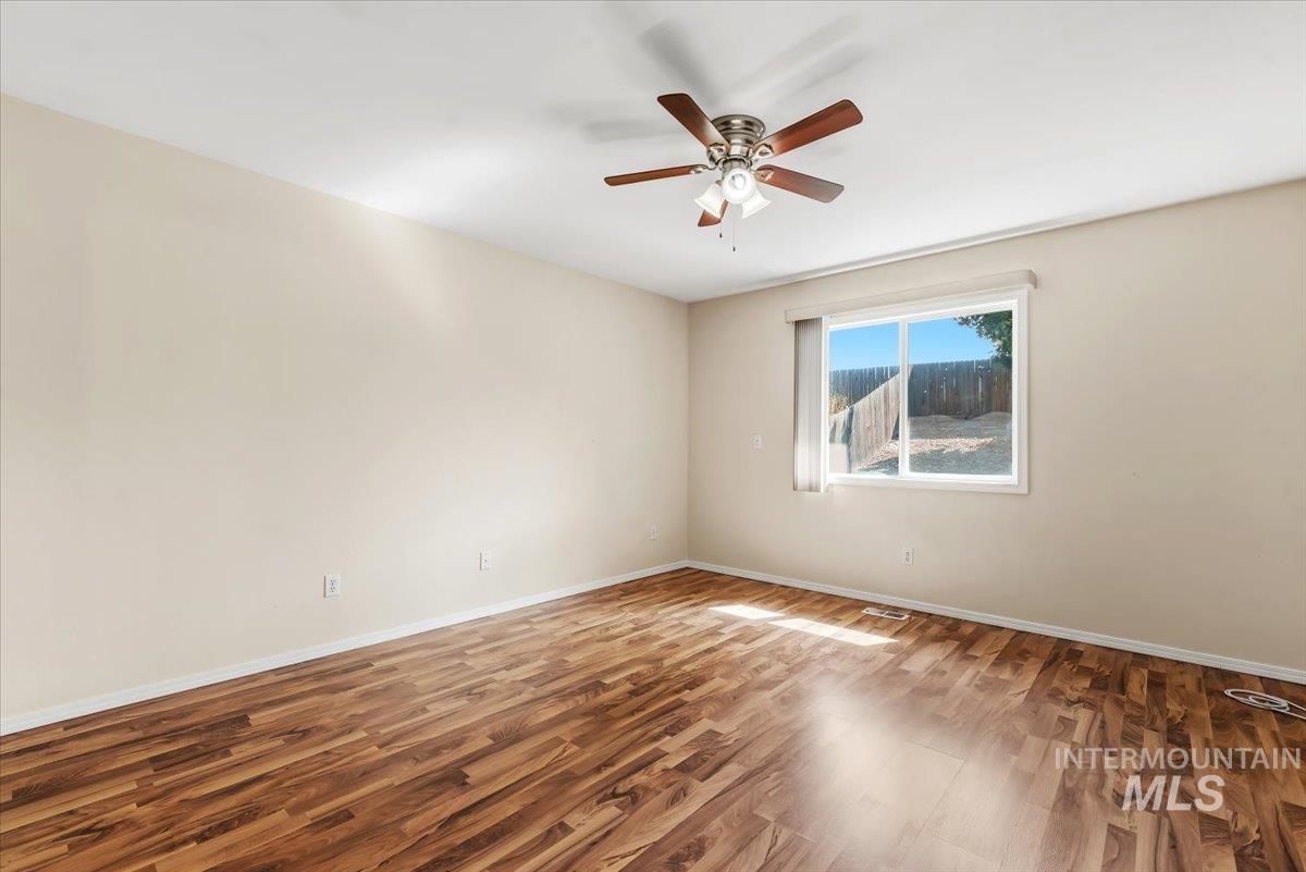 11855 W Dickens Dr, Boise, Idaho 83709, 3 Bedrooms, 2 Bathrooms, Residential For Sale, Price $445,000,MLS 99001431