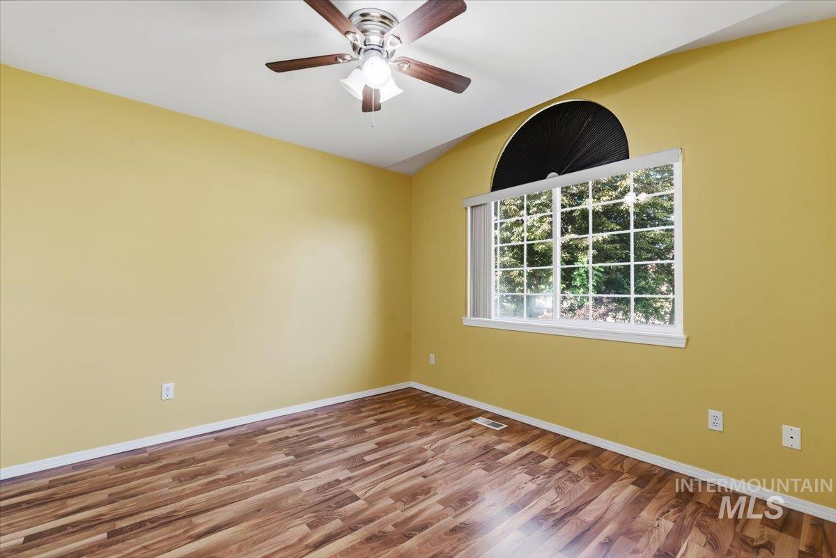 11855 W Dickens Dr, Boise, Idaho 83709, 3 Bedrooms, 2 Bathrooms, Residential For Sale, Price $445,000,MLS 99001431