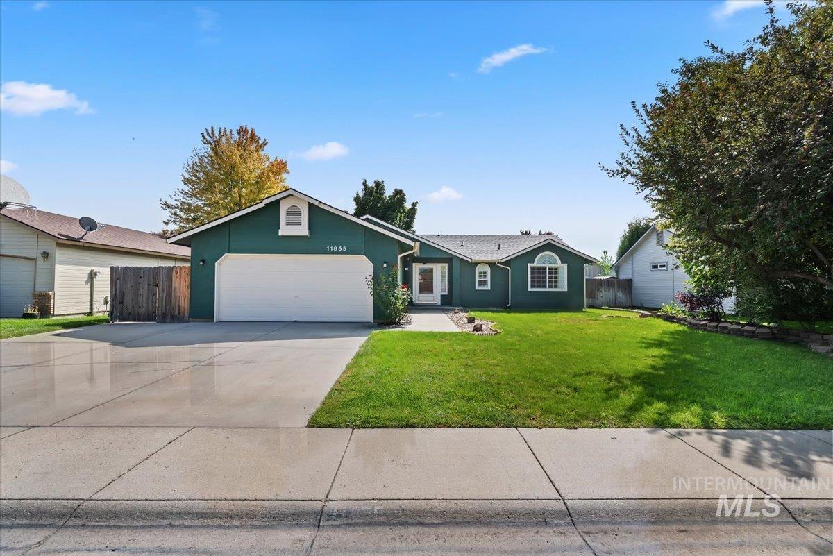 11855 W Dickens Dr, Boise, Idaho 83709, 3 Bedrooms, 2 Bathrooms, Residential For Sale, Price $445,000,MLS 99001431