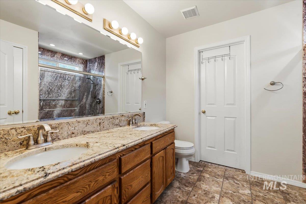 11855 W Dickens Dr, Boise, Idaho 83709, 3 Bedrooms, 2 Bathrooms, Residential For Sale, Price $445,000,MLS 99001431