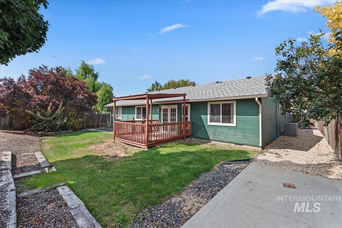 11855 W Dickens Dr, Boise, Idaho 83709, 3 Bedrooms, 2 Bathrooms, Residential For Sale, Price $445,000,MLS 99001431