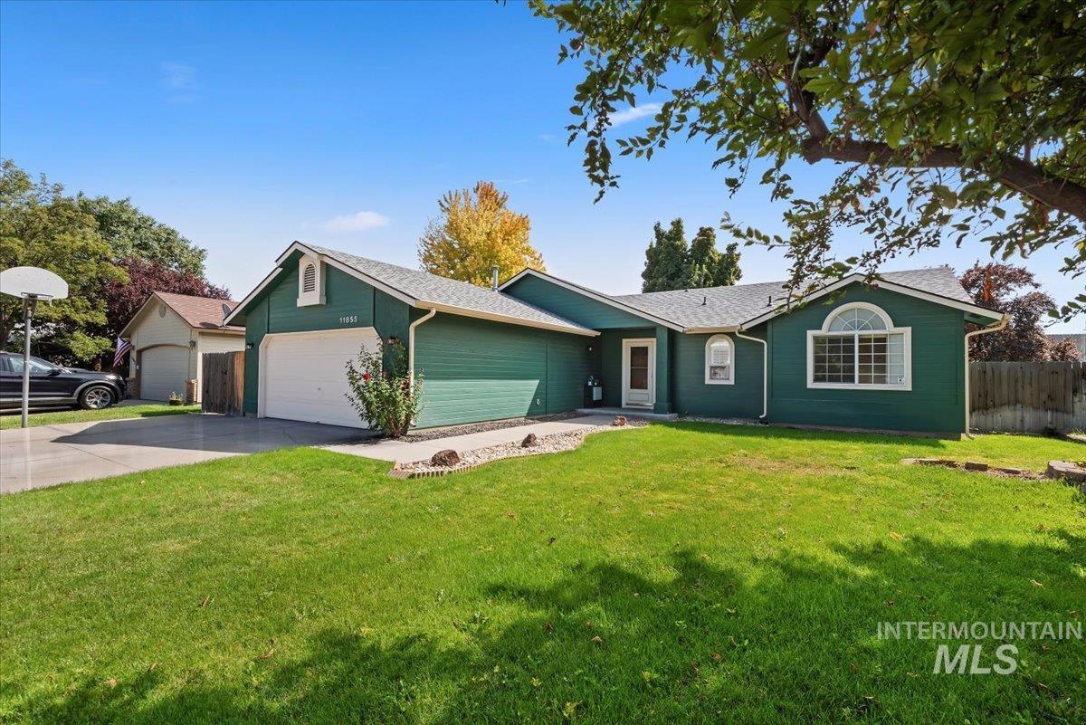 11855 W Dickens Dr, Boise, Idaho 83709, 3 Bedrooms, 2 Bathrooms, Residential For Sale, Price $445,000,MLS 99001431
