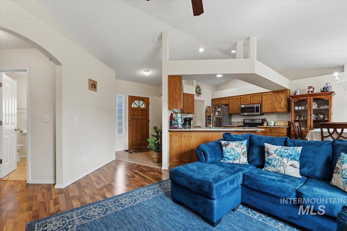 11855 W Dickens Dr, Boise, Idaho 83709, 3 Bedrooms, 2 Bathrooms, Residential For Sale, Price $445,000,MLS 99001431
