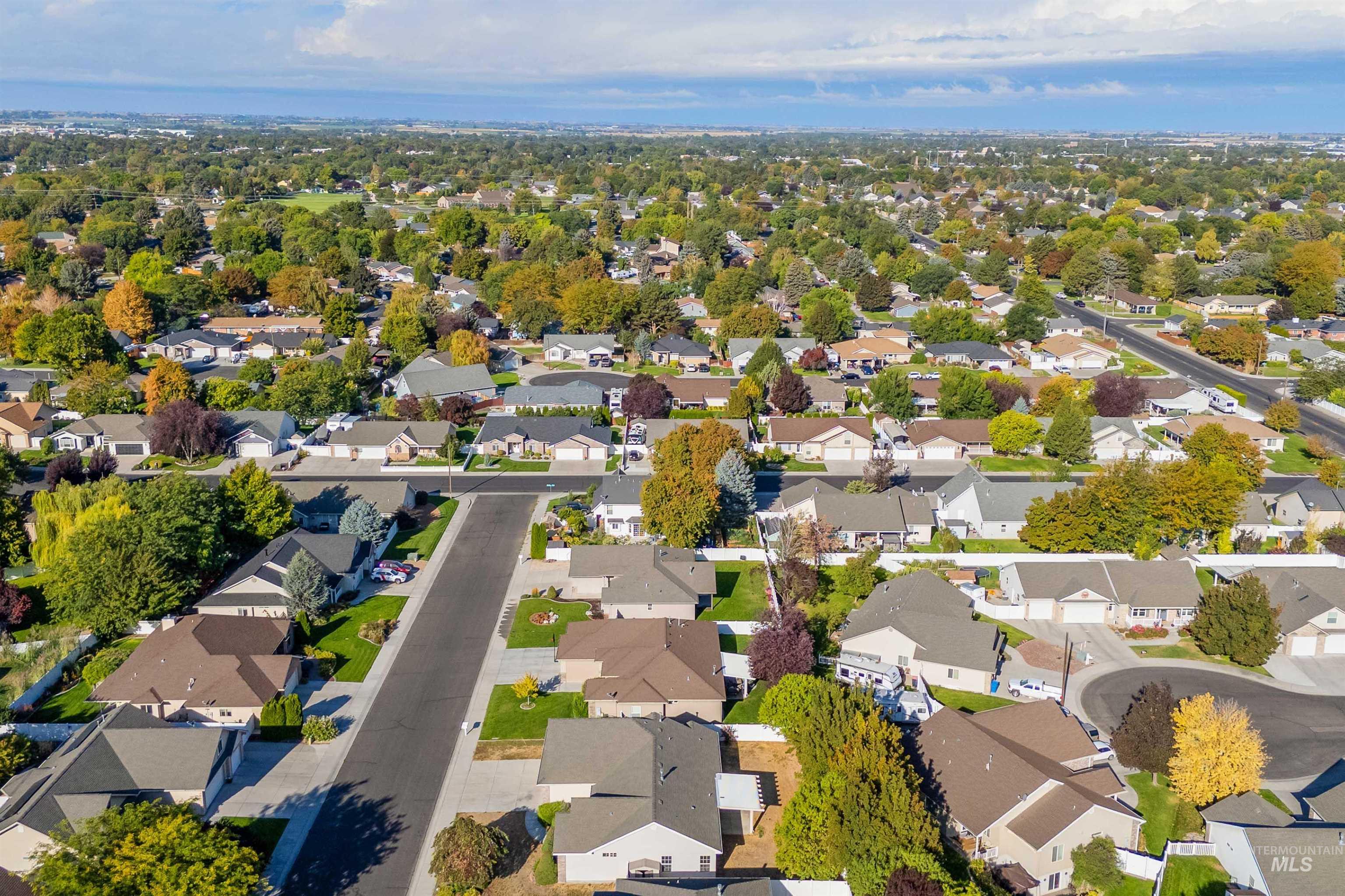 2509 Cedar Ridge Rd, Twin Falls, Idaho 83301, 4 Bedrooms, 2.5 Bathrooms, Residential For Sale, Price $399,900, 99001432