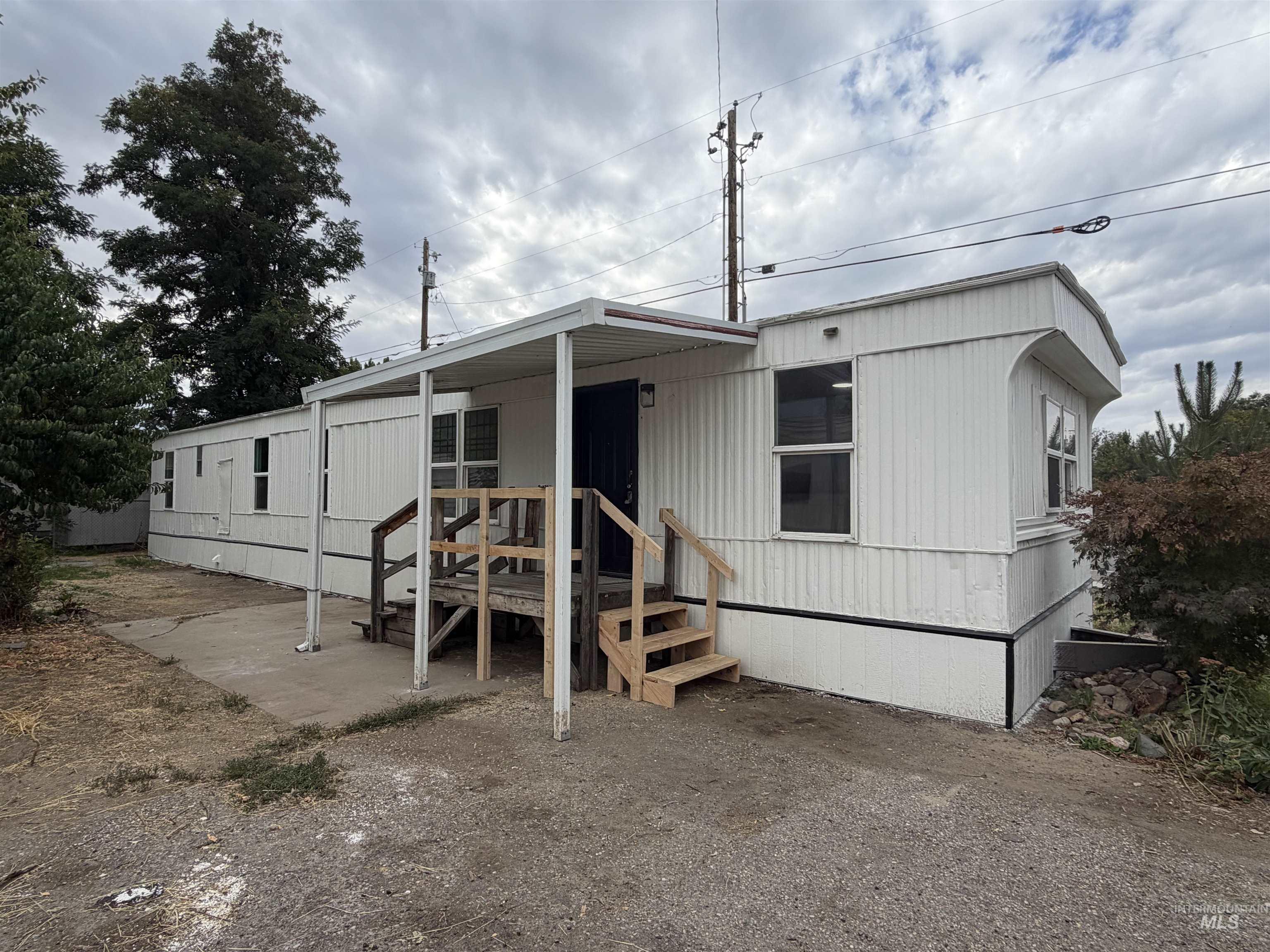 3948 N Adams St, Garden City, Idaho 83714, 2 Bedrooms, 1 Bathroom, Residential For Sale, Price $69,900,MLS 99001436