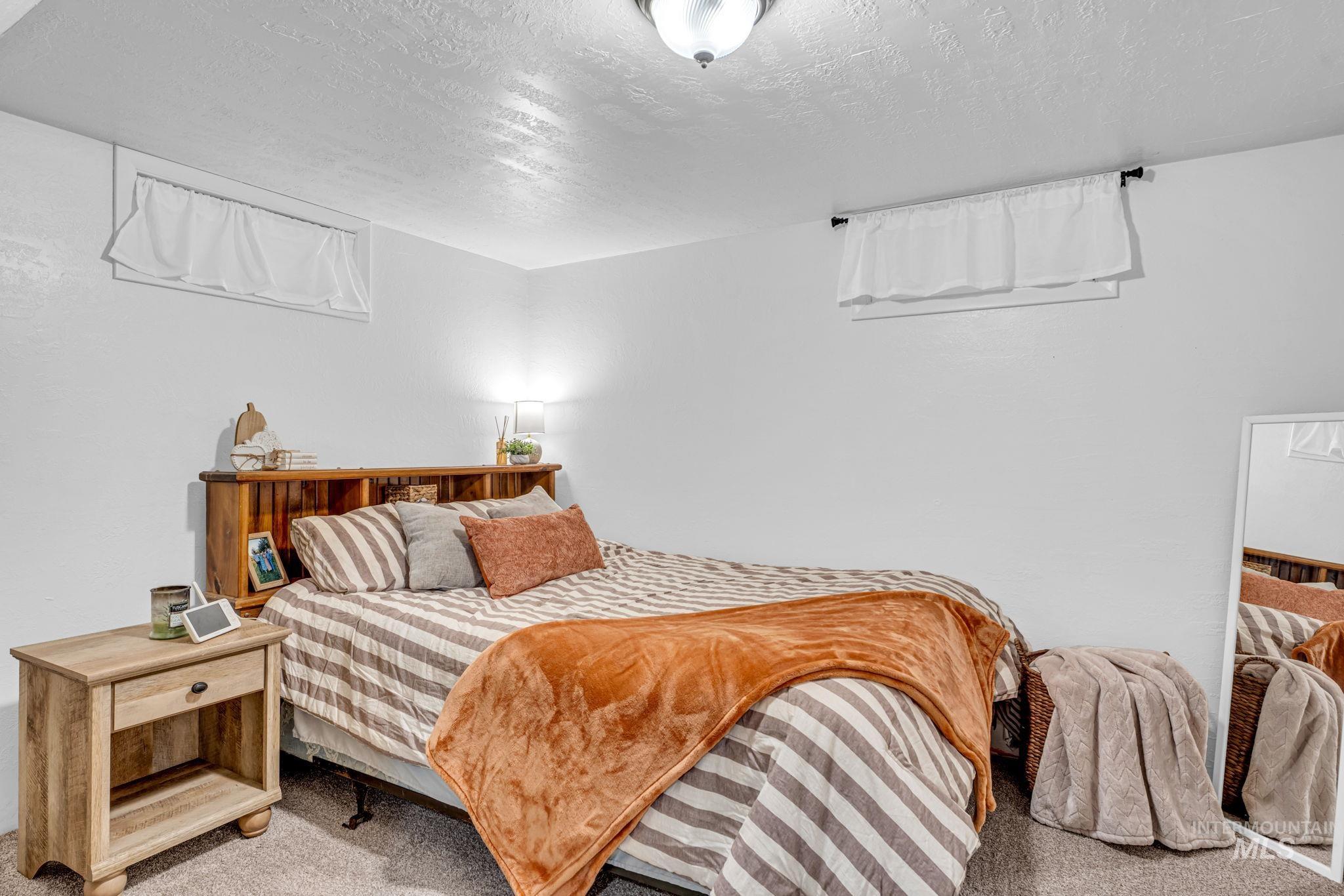 936 S Fillmore St, Jerome, Idaho 83338, 5 Bedrooms, 2 Bathrooms, Residential For Sale, Price $350,000, 99001437