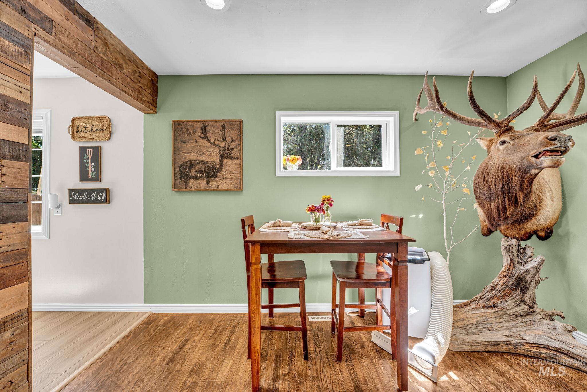 936 S Fillmore St, Jerome, Idaho 83338, 5 Bedrooms, 2 Bathrooms, Residential For Sale, Price $350,000, 99001437