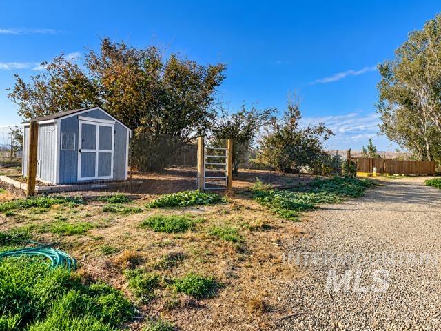 5533 Buntrock Rd, Marsing, Idaho 83639, 3 Bedrooms, 2 Bathrooms, Residential For Sale, Price $619,900,MLS 99001440