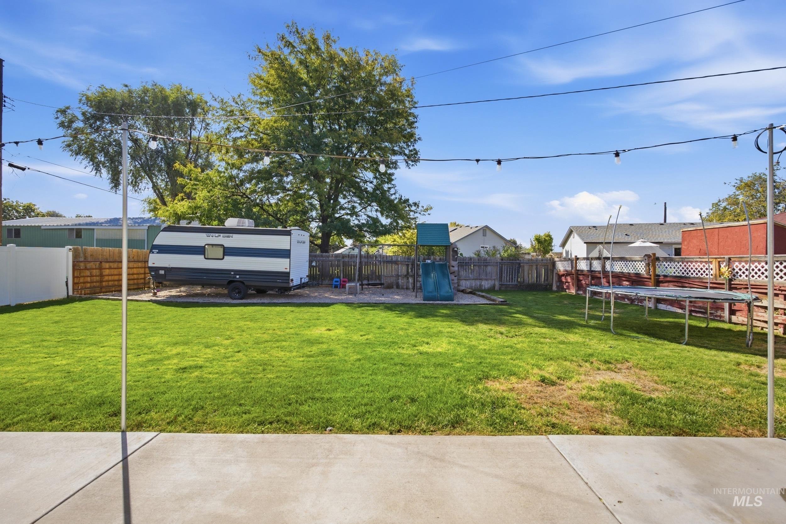 219 High Street, Nampa, Idaho 83651, 3 Bedrooms, 2 Bathrooms, Residential For Sale, Price $365,000,MLS 99001441