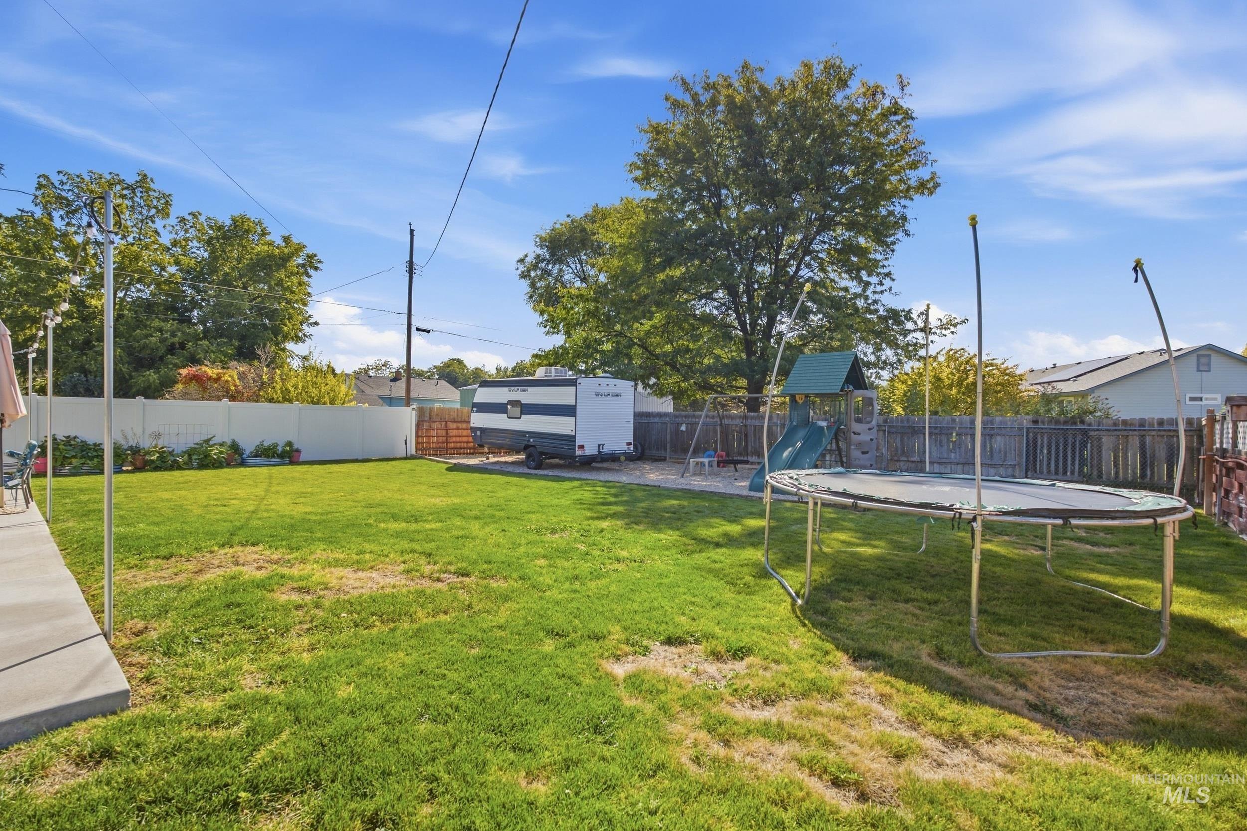 219 High Street, Nampa, Idaho 83651, 3 Bedrooms, 2 Bathrooms, Residential For Sale, Price $365,000,MLS 99001441