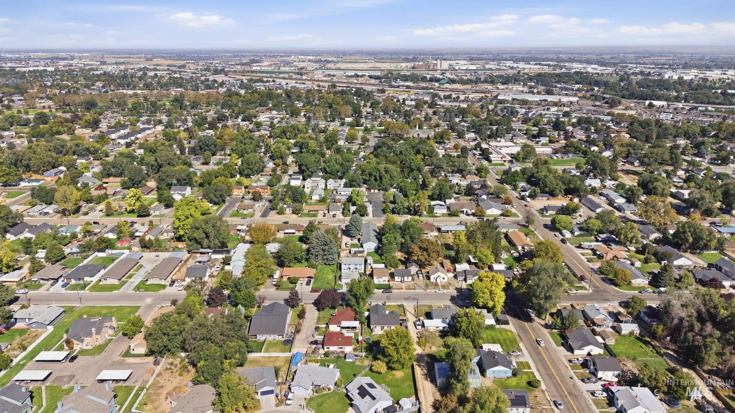219 High Street, Nampa, Idaho 83651, 3 Bedrooms, 2 Bathrooms, Residential For Sale, Price $365,000,MLS 99001441