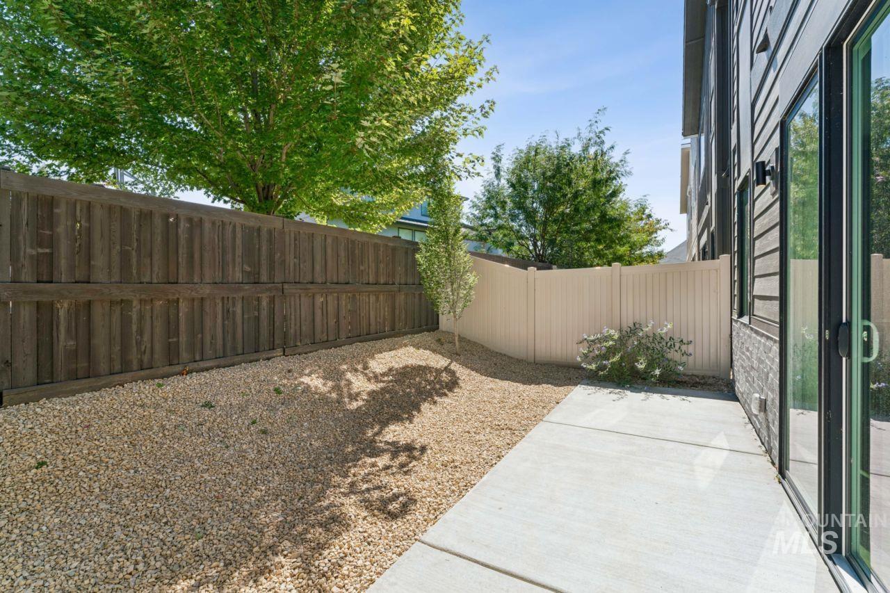 5050 S Brian Ave, Boise, Idaho 83716, 3 Bedrooms, 2.5 Bathrooms, Residential For Sale, Price $637,775,MLS 99001442