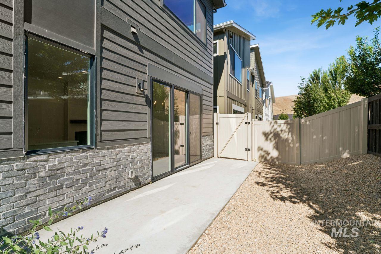 5050 S Brian Ave, Boise, Idaho 83716, 3 Bedrooms, 2.5 Bathrooms, Residential For Sale, Price $637,775,MLS 99001442