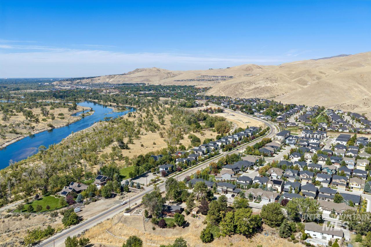 5050 S Brian Ave, Boise, Idaho 83716, 3 Bedrooms, 2.5 Bathrooms, Residential For Sale, Price $637,775,MLS 99001442