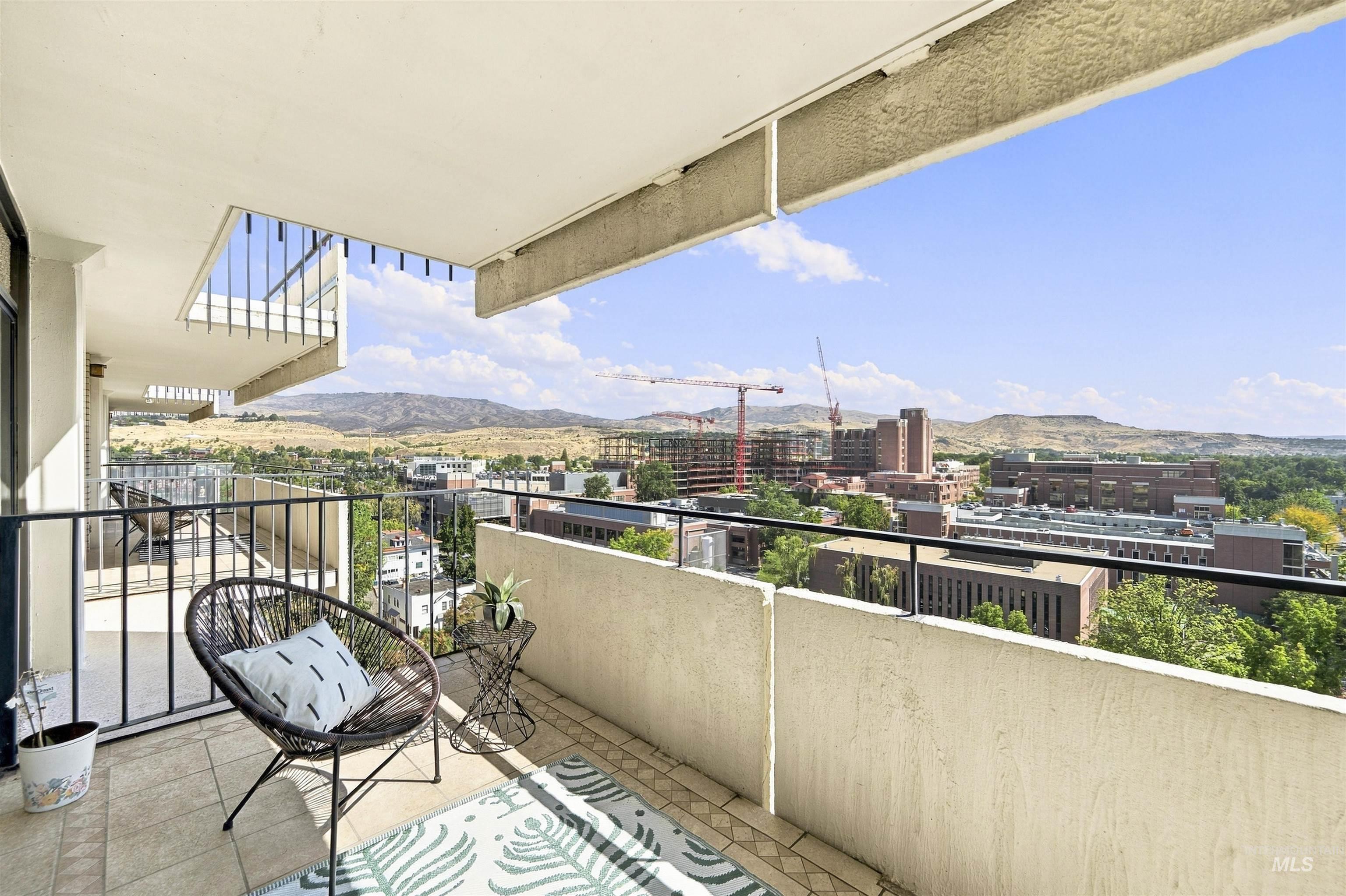 200 N 3rd Street, Boise, Idaho 83702, 2 Bedrooms, 2 Bathrooms, Residential For Sale, Price $750,000,MLS 99001443