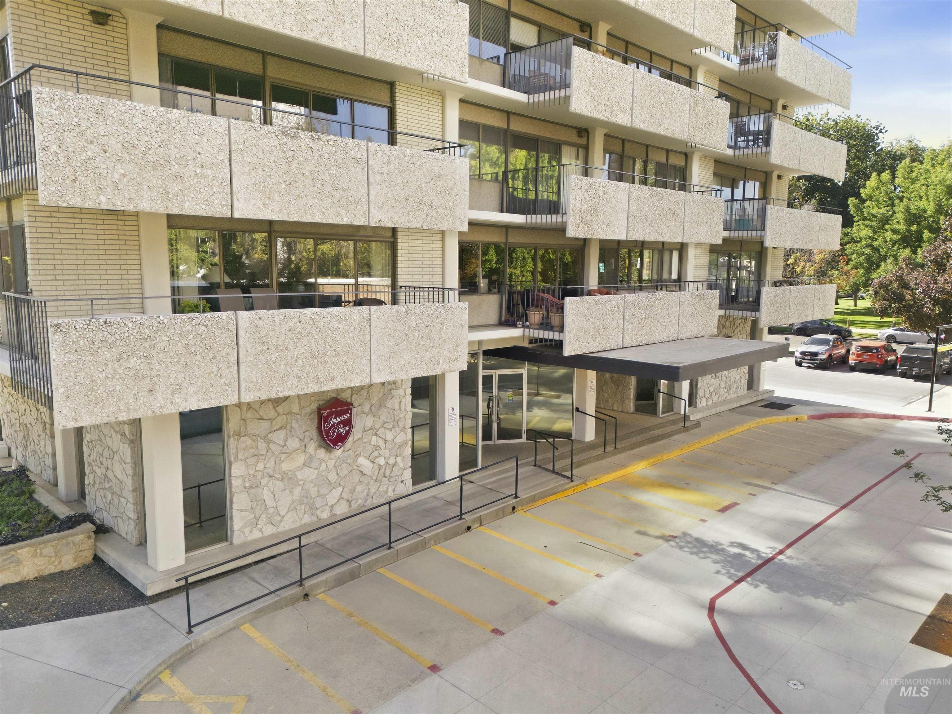 200 N 3rd Street, Boise, Idaho 83702, 2 Bedrooms, 2 Bathrooms, Residential For Sale, Price $750,000,MLS 99001443