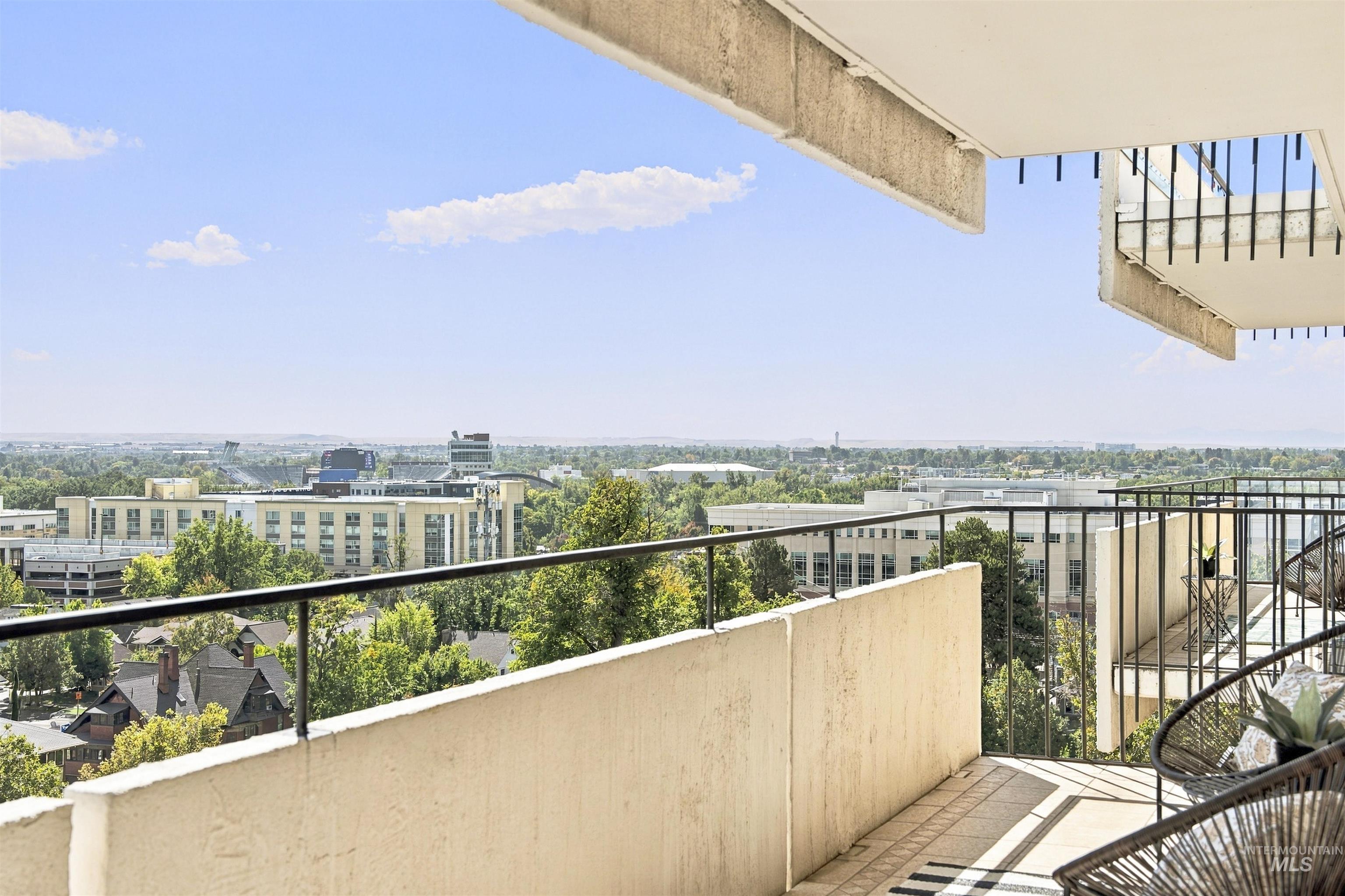 200 N 3rd Street, Boise, Idaho 83702, 2 Bedrooms, 2 Bathrooms, Residential For Sale, Price $750,000,MLS 99001443