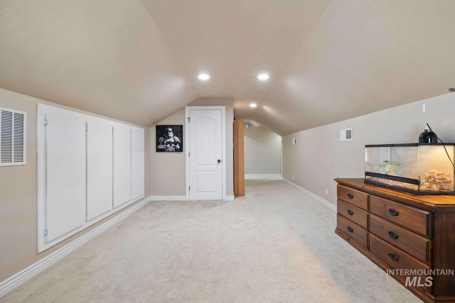 2662 Joshua Way, Twin Falls, Idaho 83301, 3 Bedrooms, 3 Bathrooms, Residential For Sale, Price $490,000,MLS 99001474