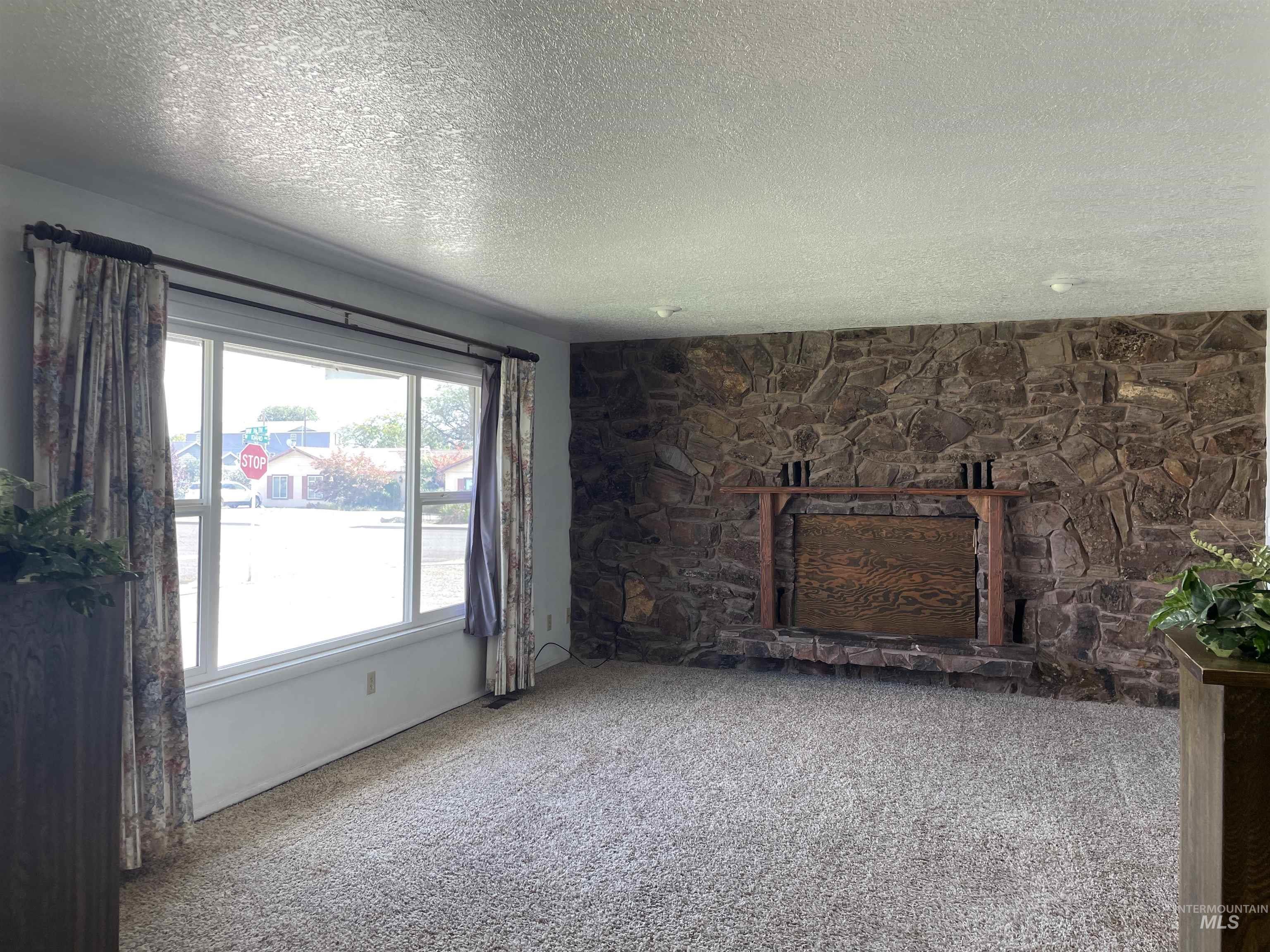 23 NW 16th St., Ontario, Oregon 97914, 3 Bedrooms, 2 Bathrooms, Residential For Sale, Price $339,900,MLS 99001475