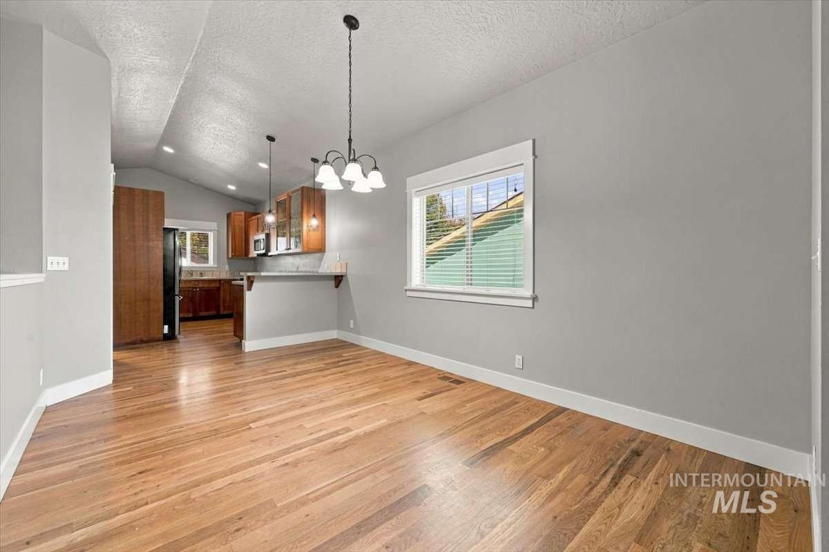 6422 W Everett St, Boise, Idaho 83704, 3 Bedrooms, 2.5 Bathrooms, Residential For Sale, Price $449,900,MLS 99001476