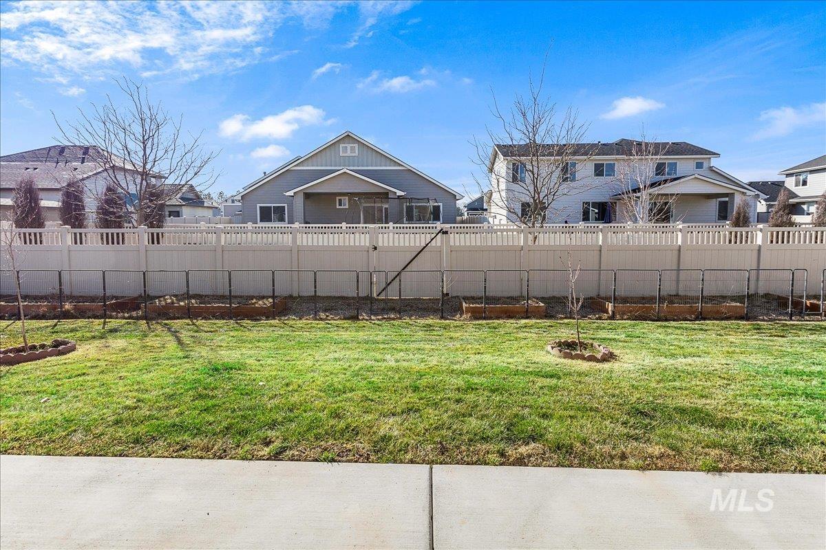 6177 E Canyon Crossing Dr, Nampa, Idaho 83687, 4 Bedrooms, 3 Bathrooms, Residential For Sale, Price $545,000,MLS 99001478