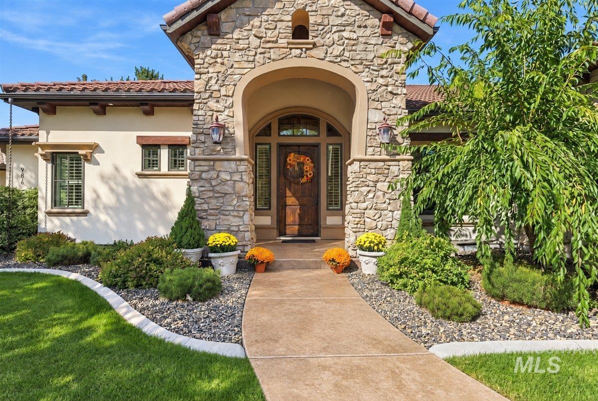 986 W Cherry Bello Dr, Eagle, Idaho 83616, 4 Bedrooms, 3.5 Bathrooms, Residential For Sale, Price $1,299,990,MLS 99001481