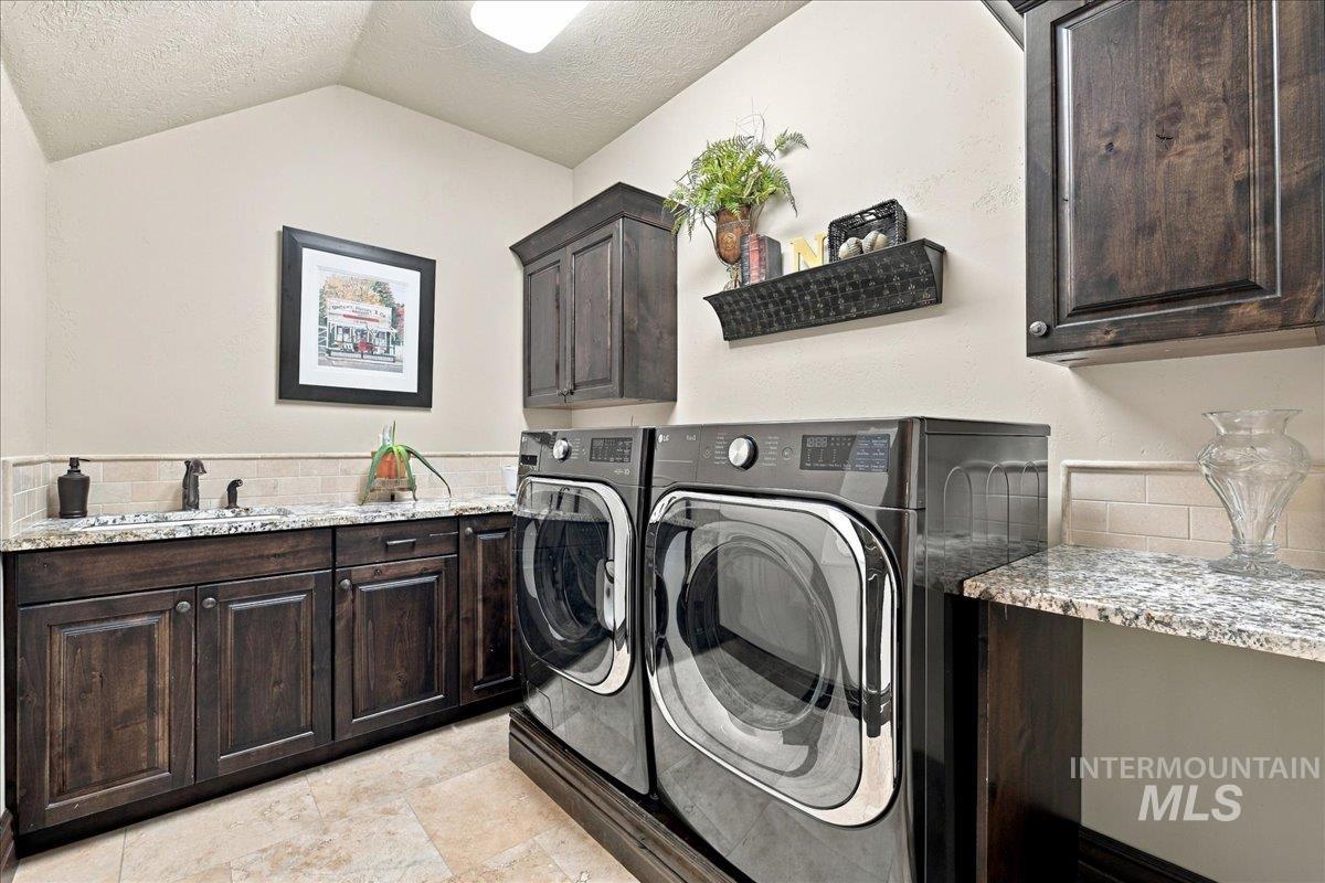 986 W Cherry Bello Dr, Eagle, Idaho 83616, 4 Bedrooms, 3.5 Bathrooms, Residential For Sale, Price $1,299,990,MLS 99001481