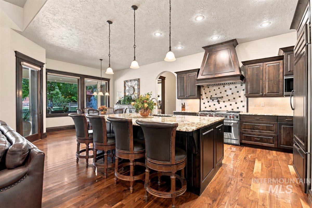 986 W Cherry Bello Dr, Eagle, Idaho 83616, 4 Bedrooms, 3.5 Bathrooms, Residential For Sale, Price $1,299,990,MLS 99001481