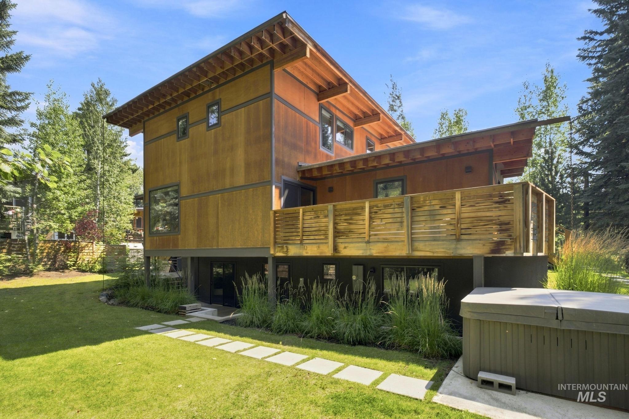 202 Broadway Blvd, Ketchum, Idaho 83340, 5 Bedrooms, 5 Bathrooms, Residential For Sale, Price $4,850,000,MLS 99001483