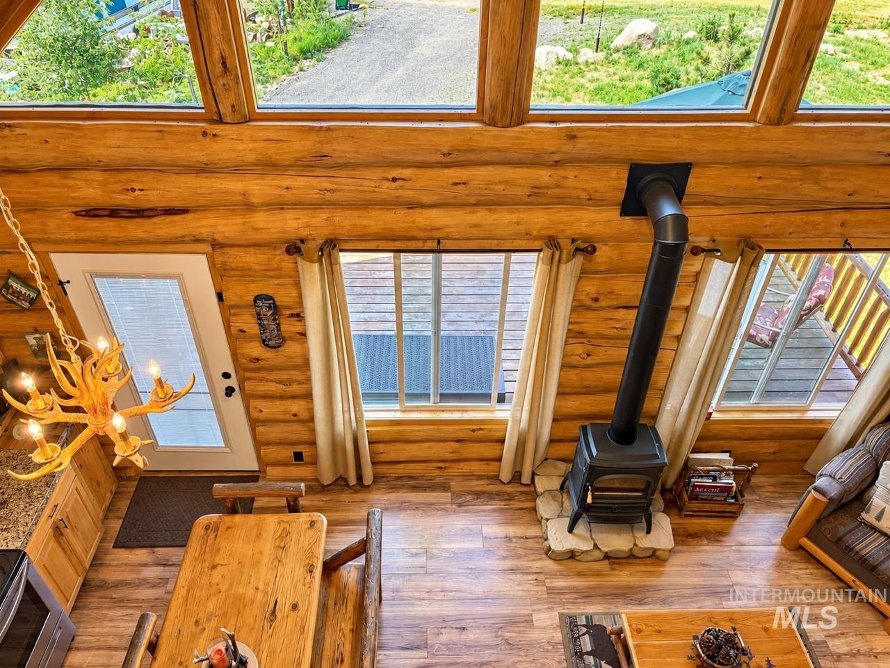 1413 Stone Ln, McCall, Idaho 83638, 2 Bedrooms, 2 Bathrooms, Residential For Sale, Price $699,900, 99001498