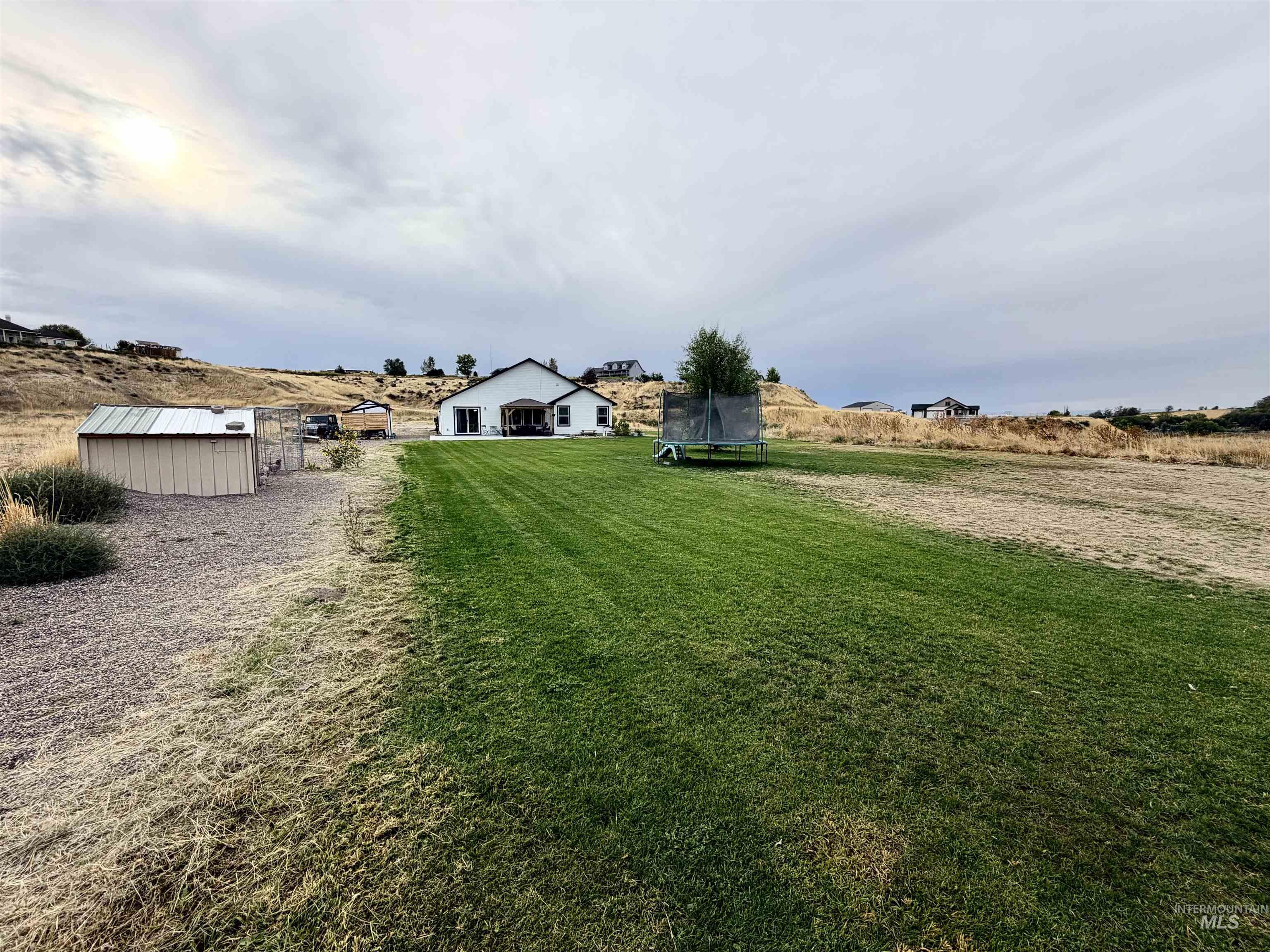 374 Beal cir, Ontario, Oregon 97914, 3 Bedrooms, 2 Bathrooms, Residential For Sale, Price $575,000,MLS 99001500