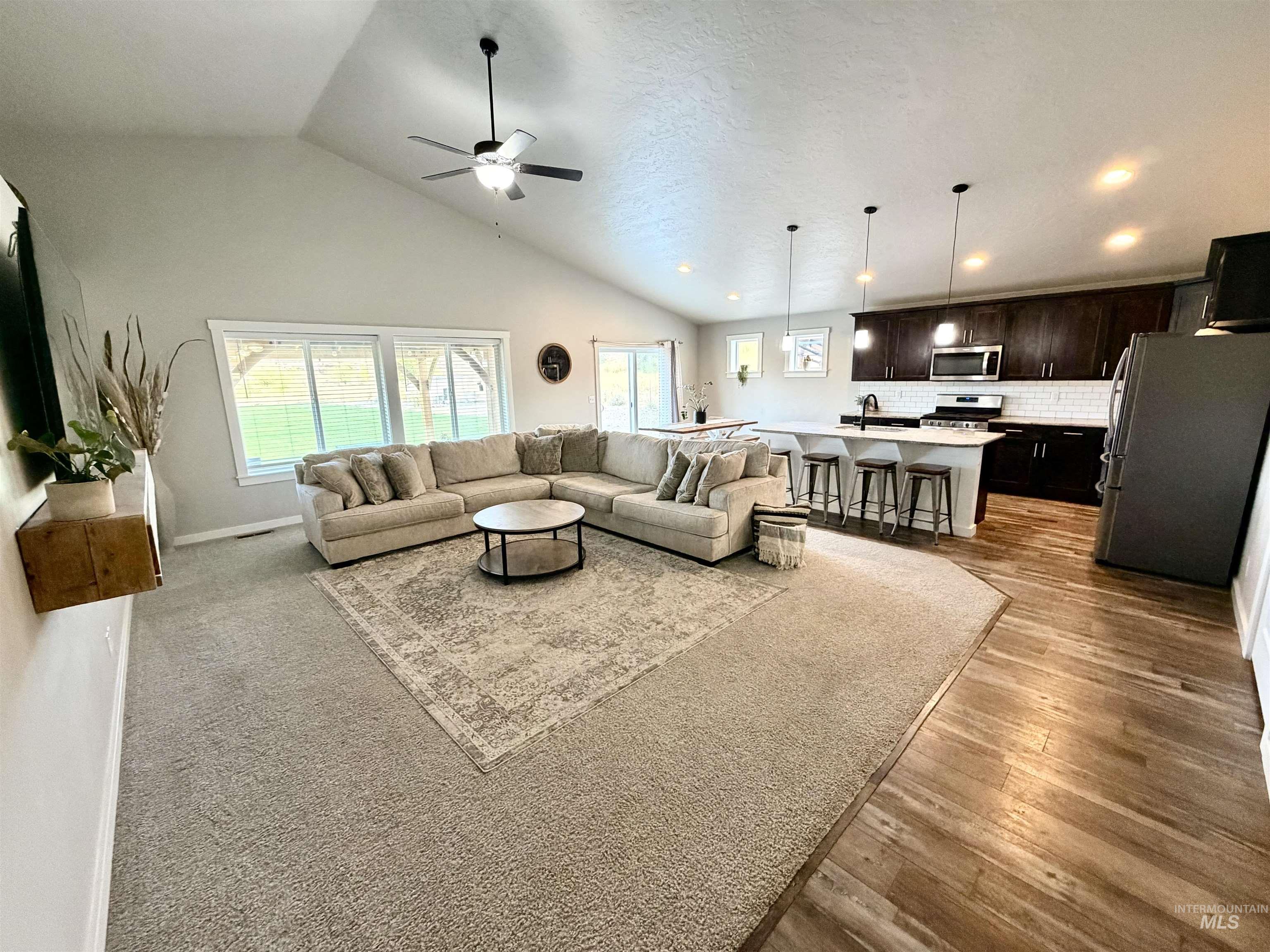 374 Beal cir, Ontario, Oregon 97914, 3 Bedrooms, 2 Bathrooms, Residential For Sale, Price $575,000,MLS 99001500