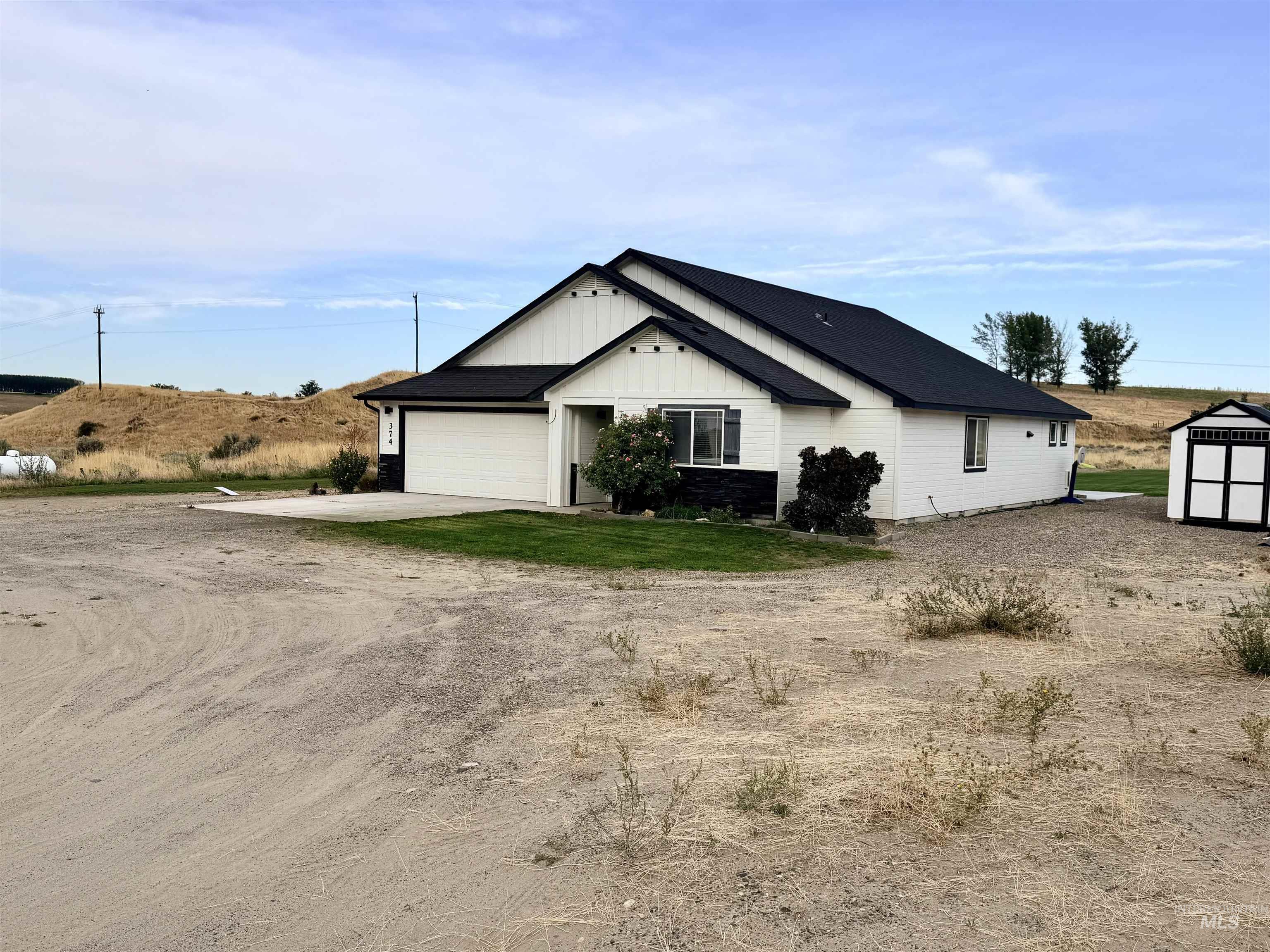 374 Beal cir, Ontario, Oregon 97914, 3 Bedrooms, 2 Bathrooms, Residential For Sale, Price $575,000,MLS 99001500