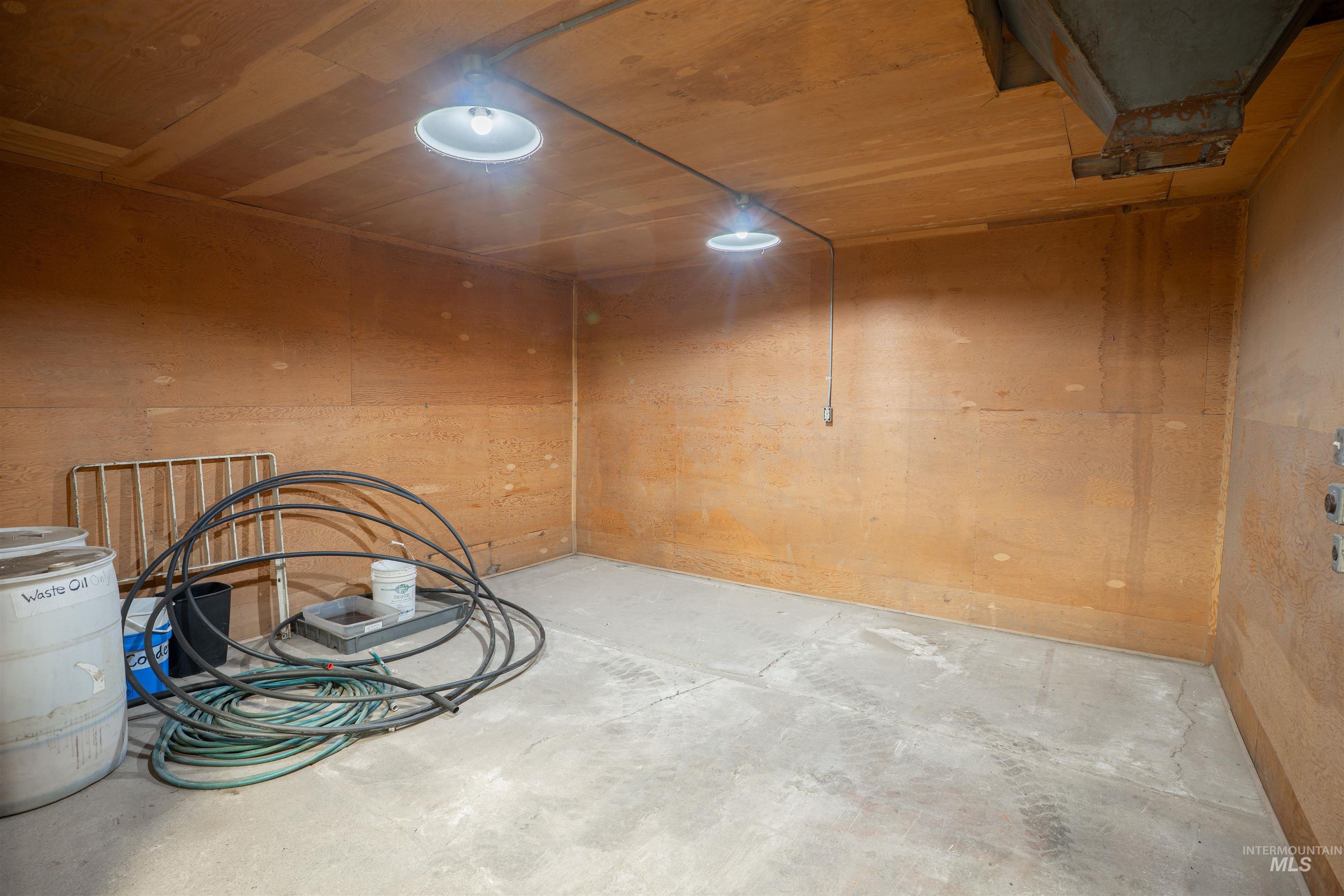 319 Main Street N, Kimberly, Idaho 83341, Business/Commercial For Sale, Price $700,000,MLS 99001507