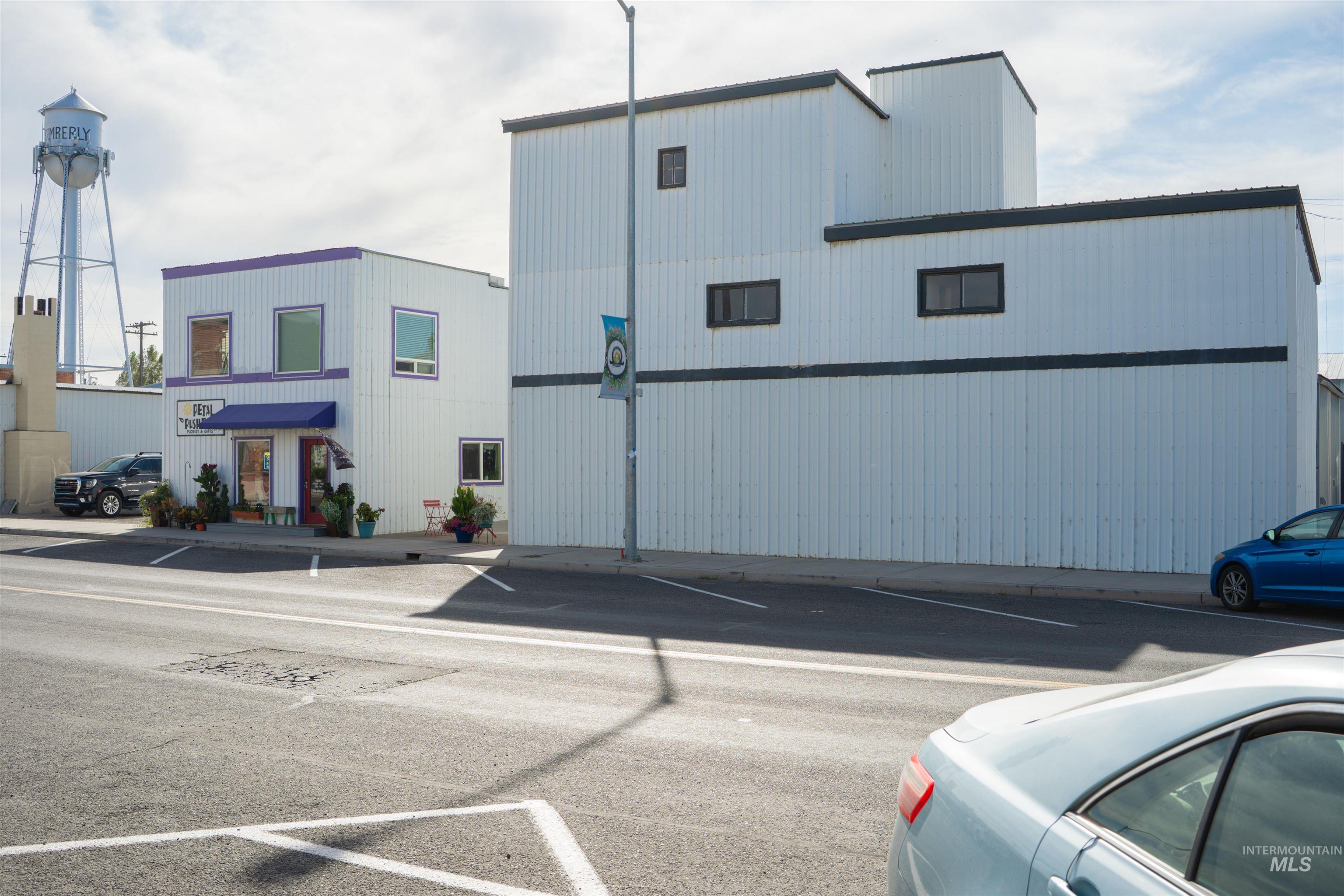 319 Main Street N, Kimberly, Idaho 83341, Business/Commercial For Sale, Price $700,000,MLS 99001507