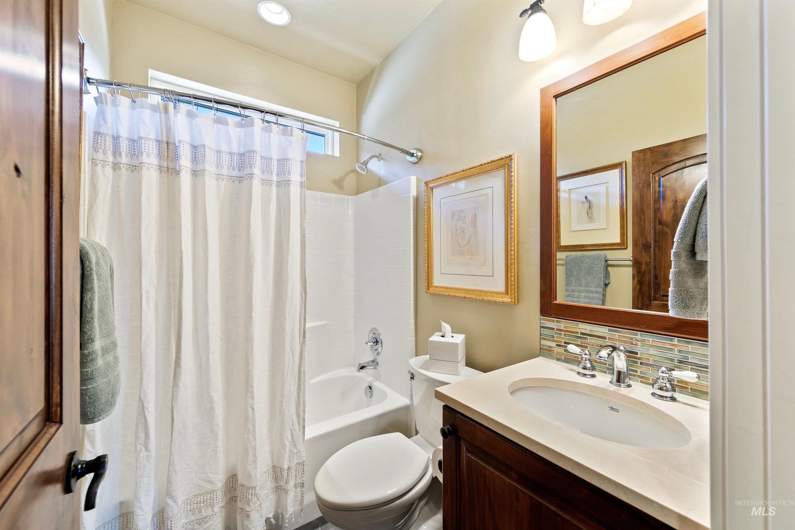 3372 E Parsnip Peak Dr, Boise, Idaho 83716, 3 Bedrooms, 3 Bathrooms, Residential For Sale, Price $975,000,MLS 99001511