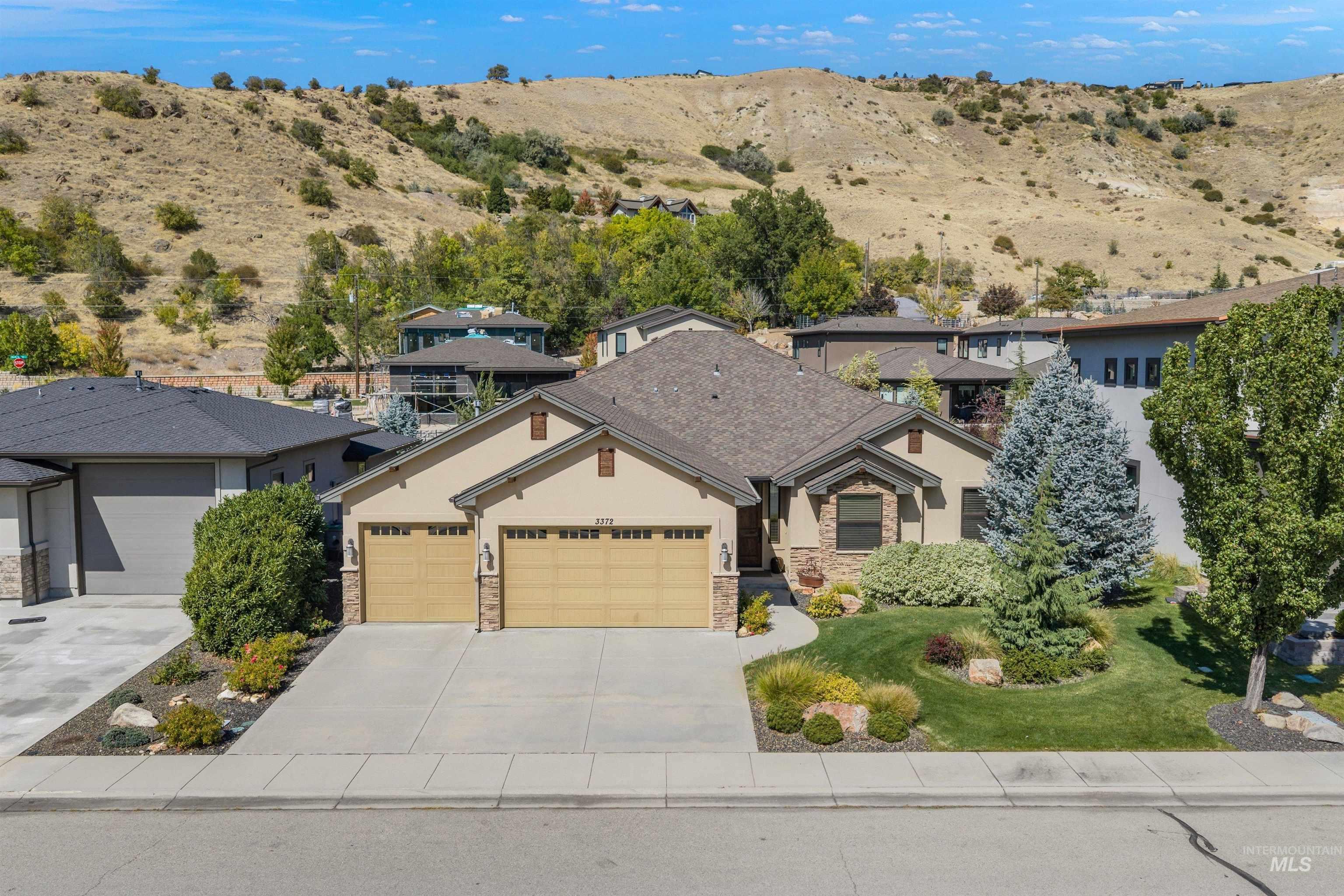 3372 E Parsnip Peak Dr, Boise, Idaho 83716, 3 Bedrooms, 3 Bathrooms, Residential For Sale, Price $975,000,MLS 99001511