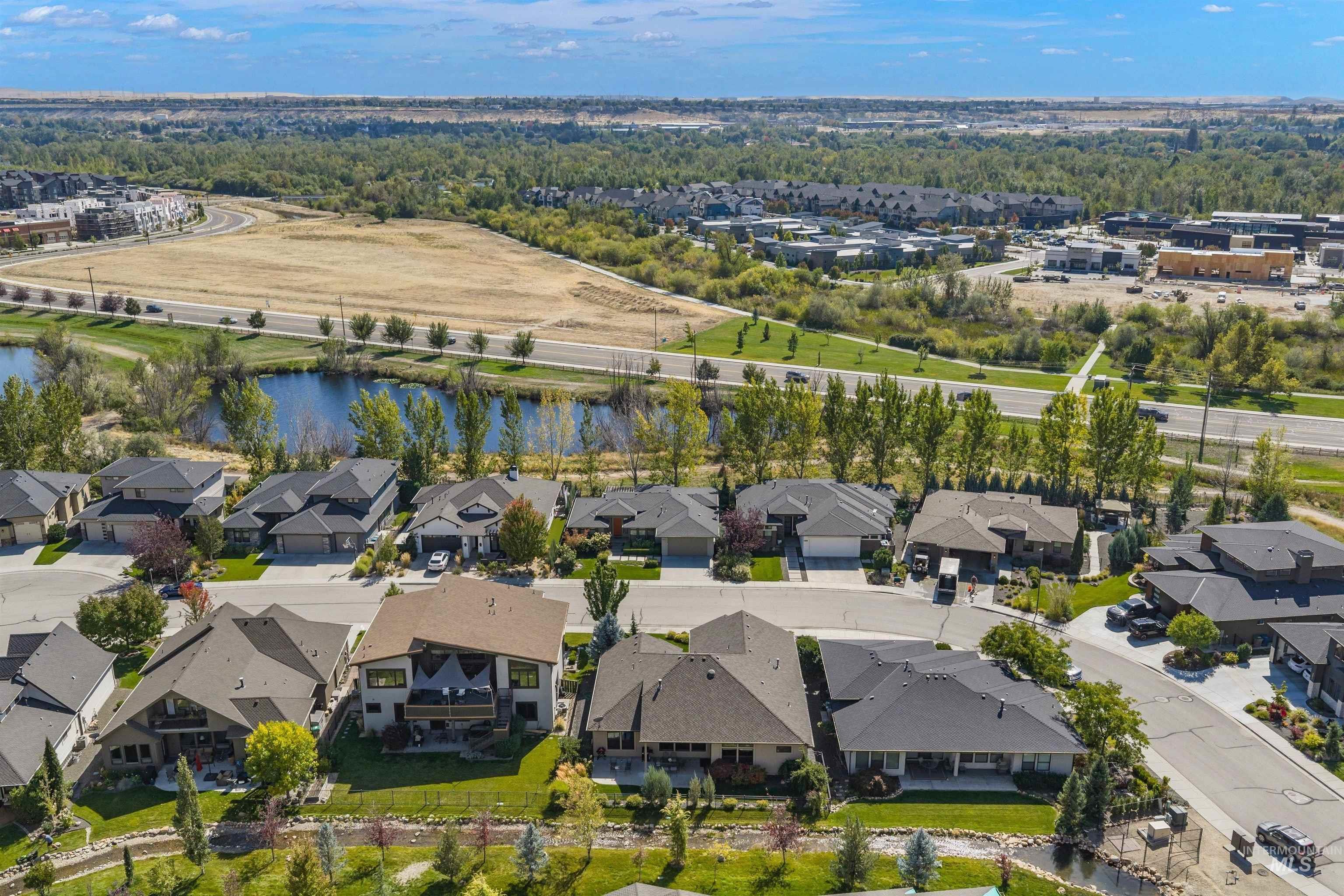 3372 E Parsnip Peak Dr, Boise, Idaho 83716, 3 Bedrooms, 3 Bathrooms, Residential For Sale, Price $975,000,MLS 99001511