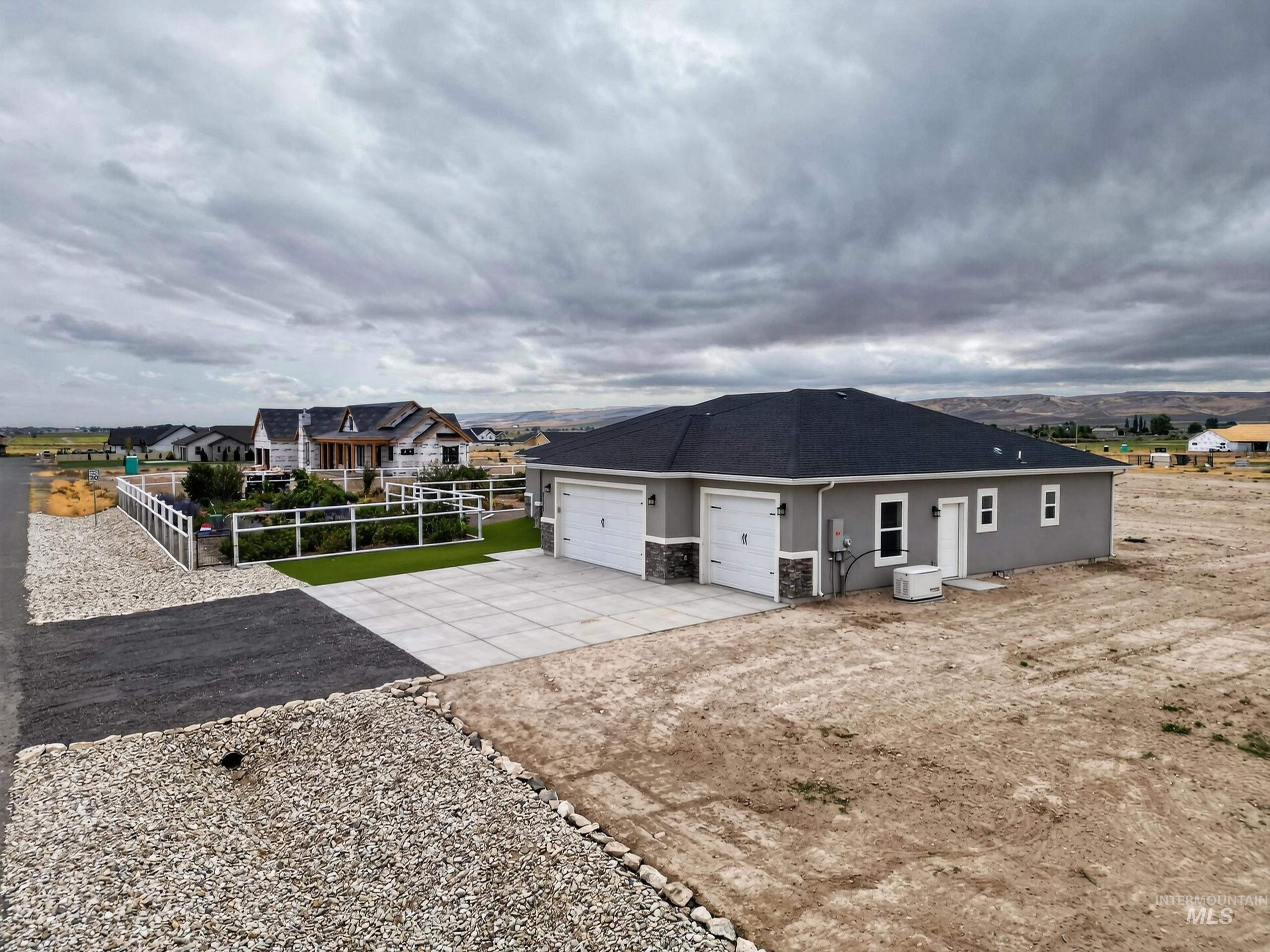 3377 E 3119 N, Kimberly, Idaho 83341, 4 Bedrooms, 2.5 Bathrooms, Residential For Sale, Price $650,000,MLS 99001513