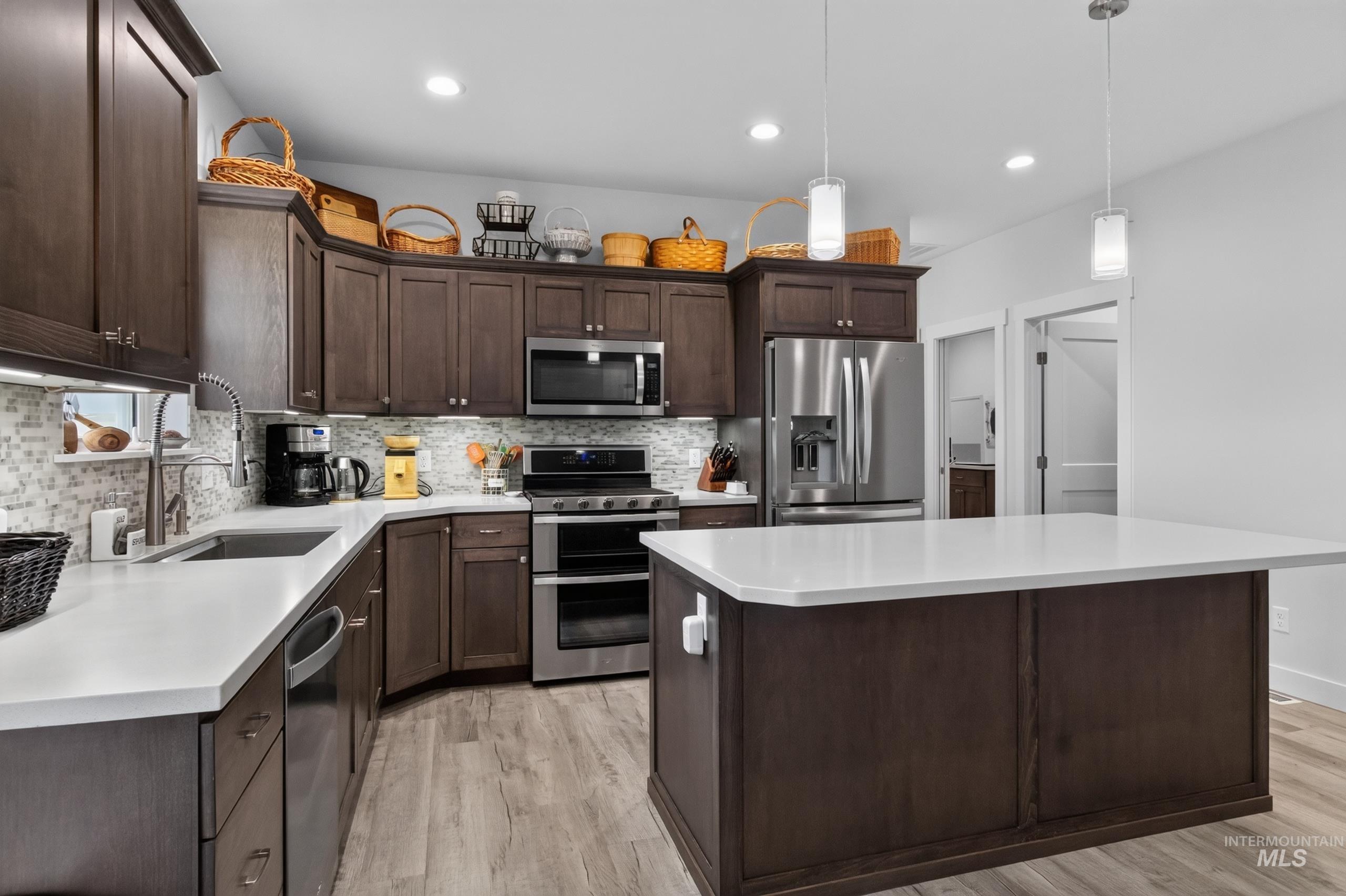3377 E 3119 N, Kimberly, Idaho 83341, 4 Bedrooms, 2.5 Bathrooms, Residential For Sale, Price $650,000,MLS 99001513