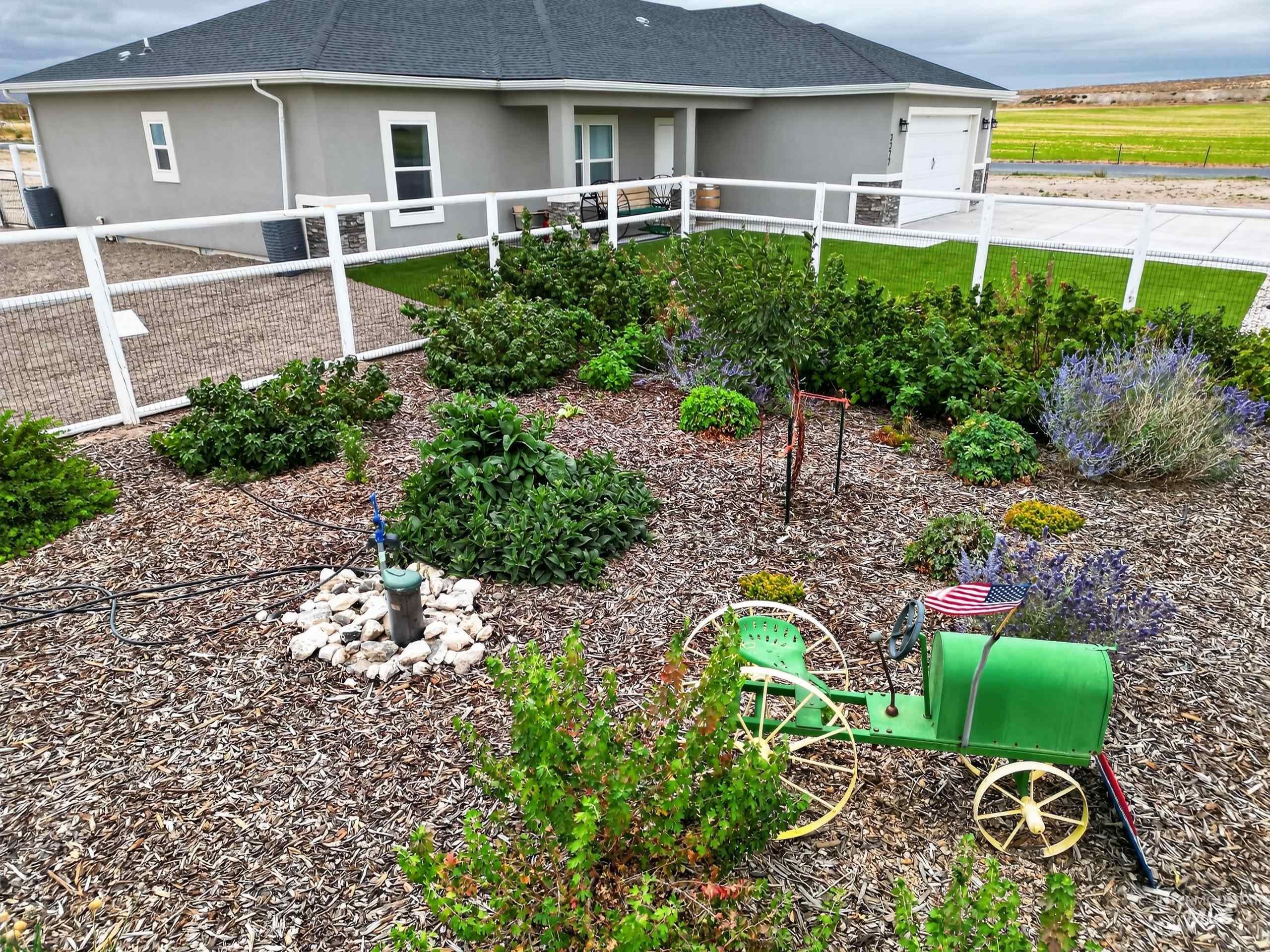 3377 E 3119 N, Kimberly, Idaho 83341, 4 Bedrooms, 2.5 Bathrooms, Residential For Sale, Price $650,000,MLS 99001513