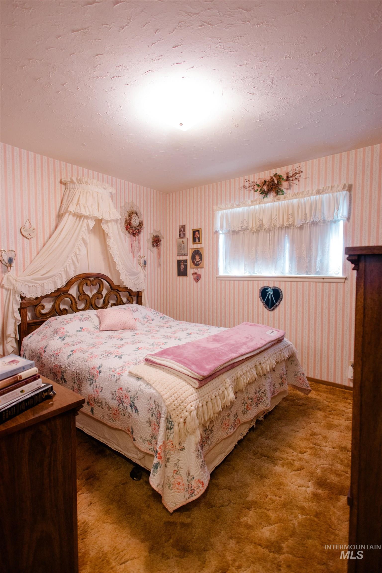 860 E 16th N, Mountain Home, Idaho 83647, 4 Bedrooms, 1.5 Bathrooms, Residential For Sale, Price $328,000,MLS 99001516