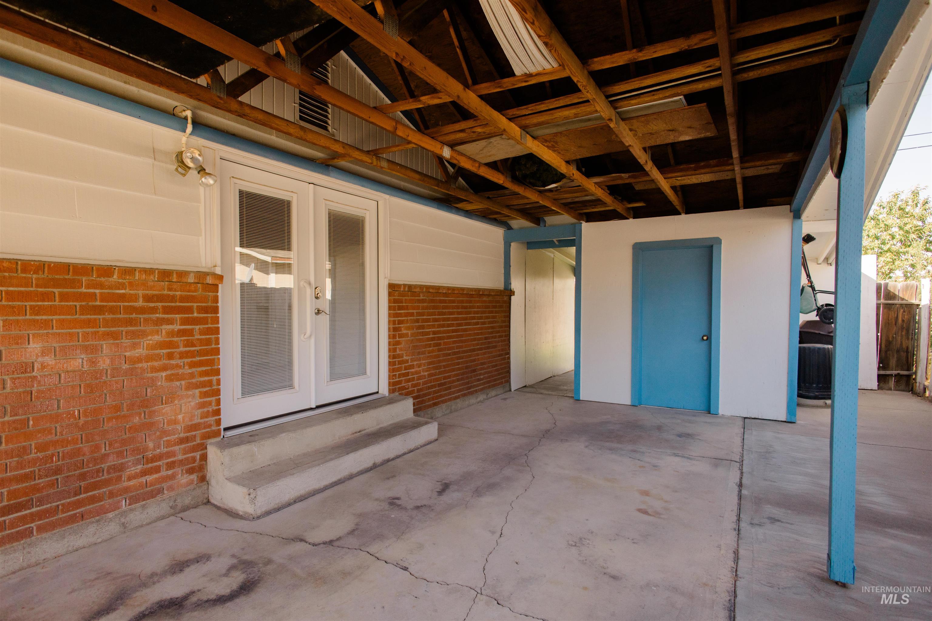 860 E 16th N, Mountain Home, Idaho 83647, 4 Bedrooms, 1.5 Bathrooms, Residential For Sale, Price $328,000,MLS 99001516